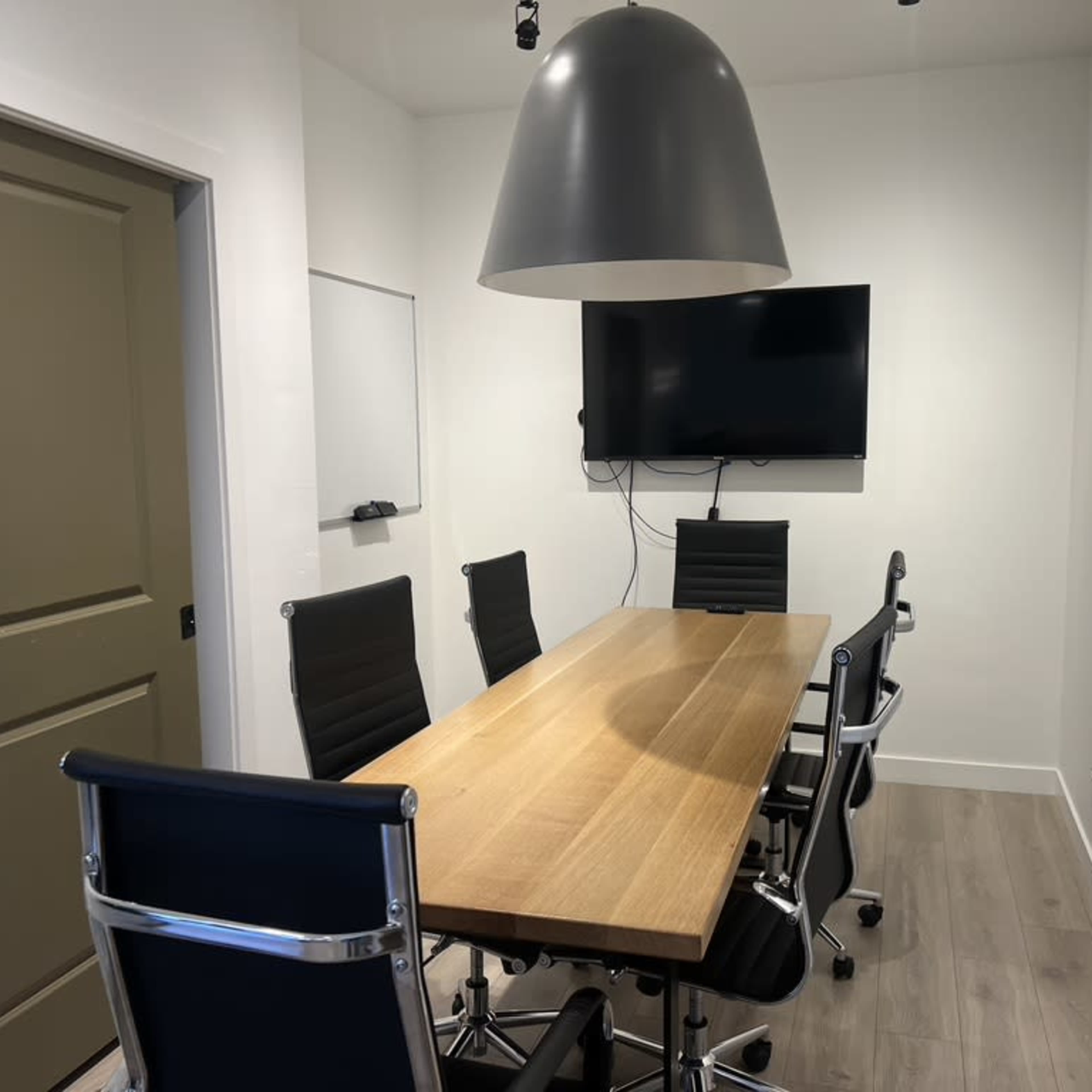 Private Conference Room Image in Calgary, Calgary, AB
