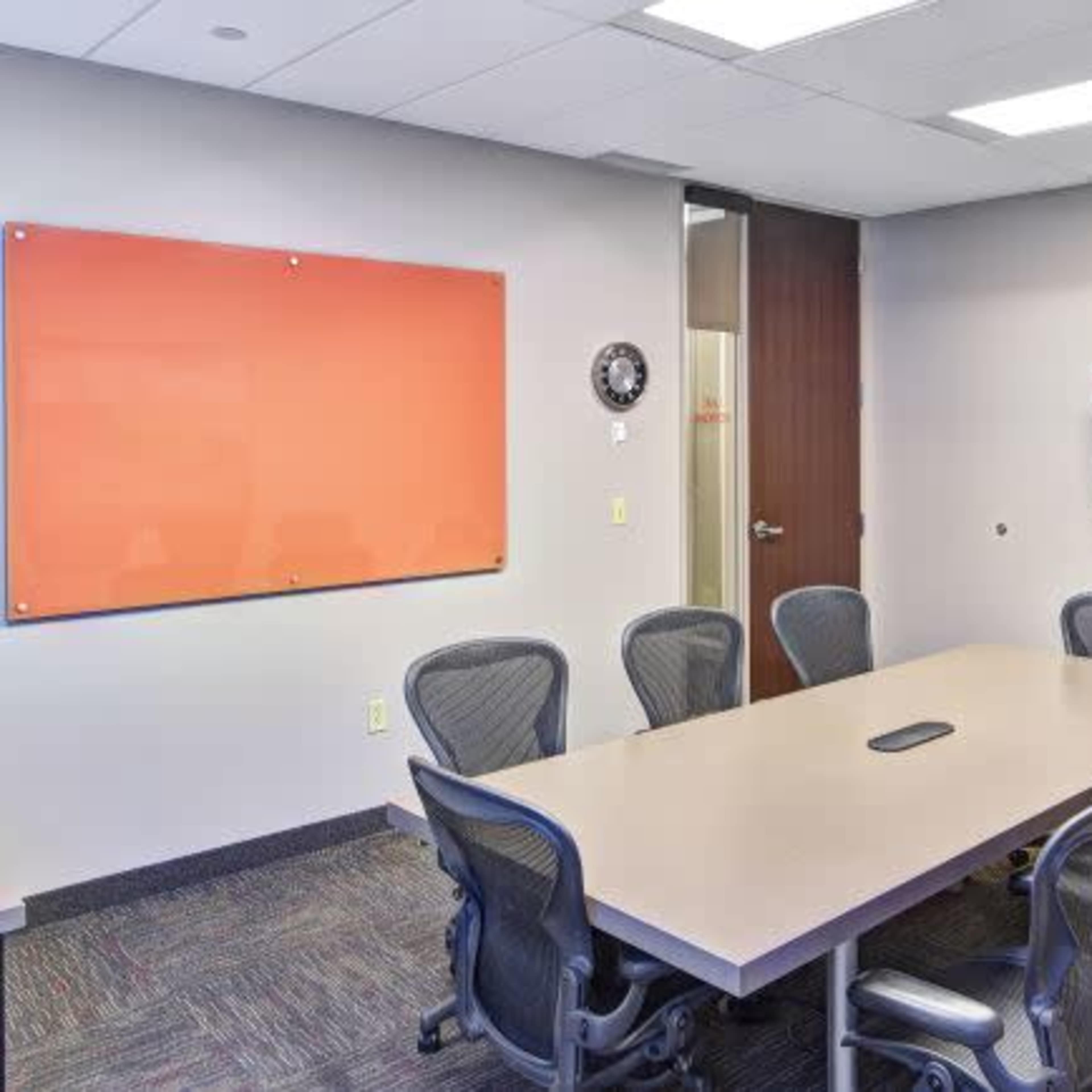 Modern Conference Room - Minnetonka - 8 People Image in , Minnetonka, MN