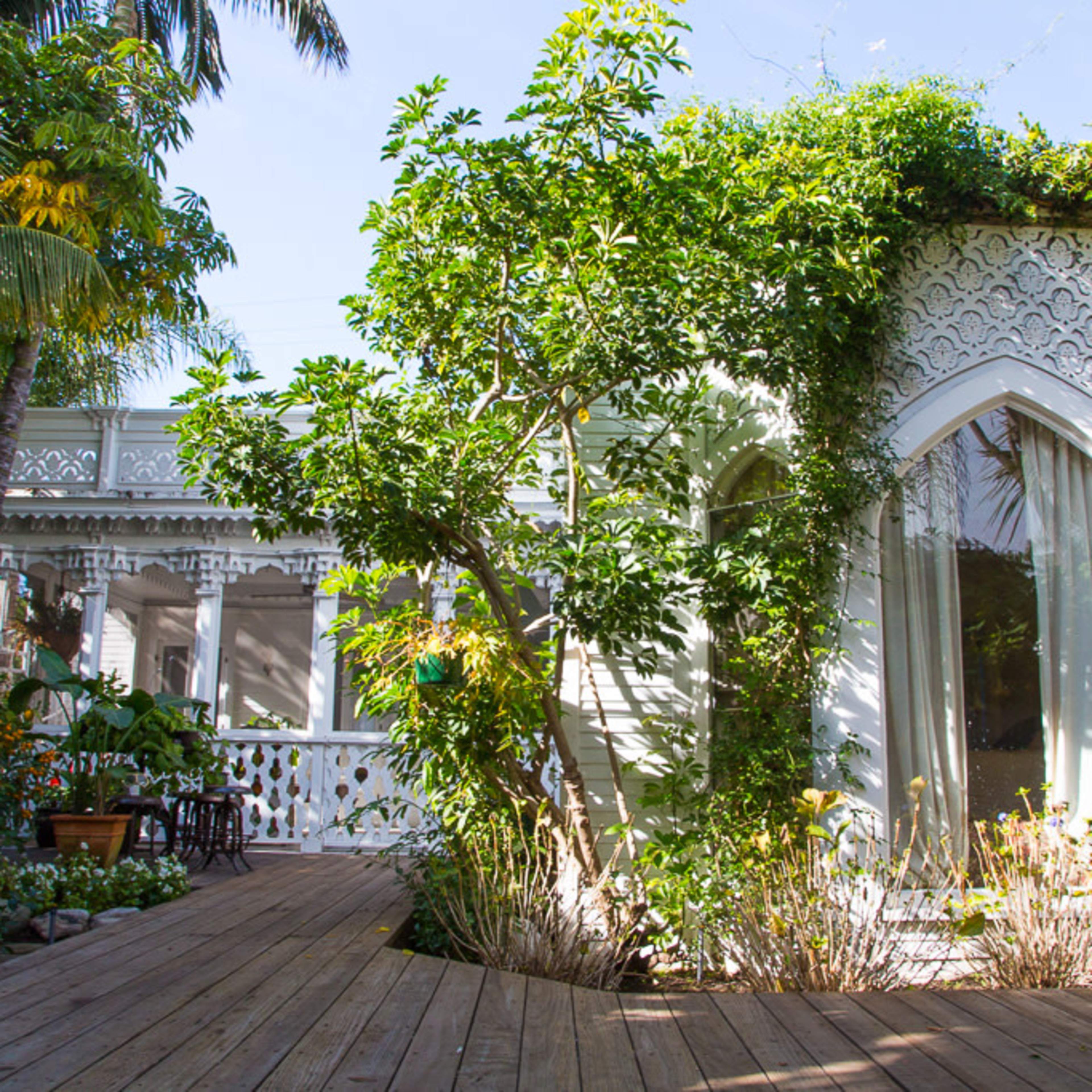 Majestic Moroccan Secret Garden Oasis Image in Venice, Los Angeles, CA