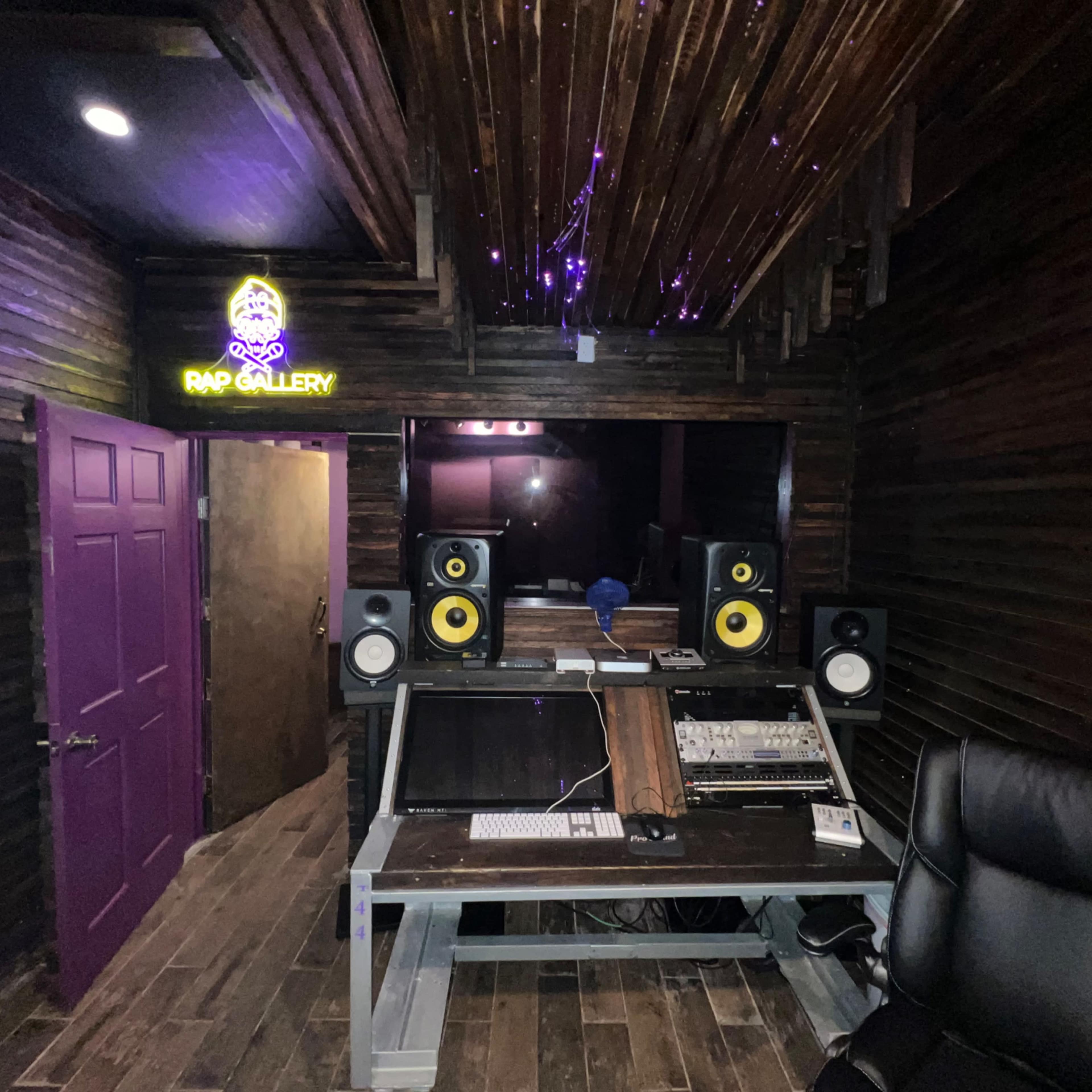 All Wood Vibe Recording Studio Brand New Image in Harrisburg, Harrisburg, PA