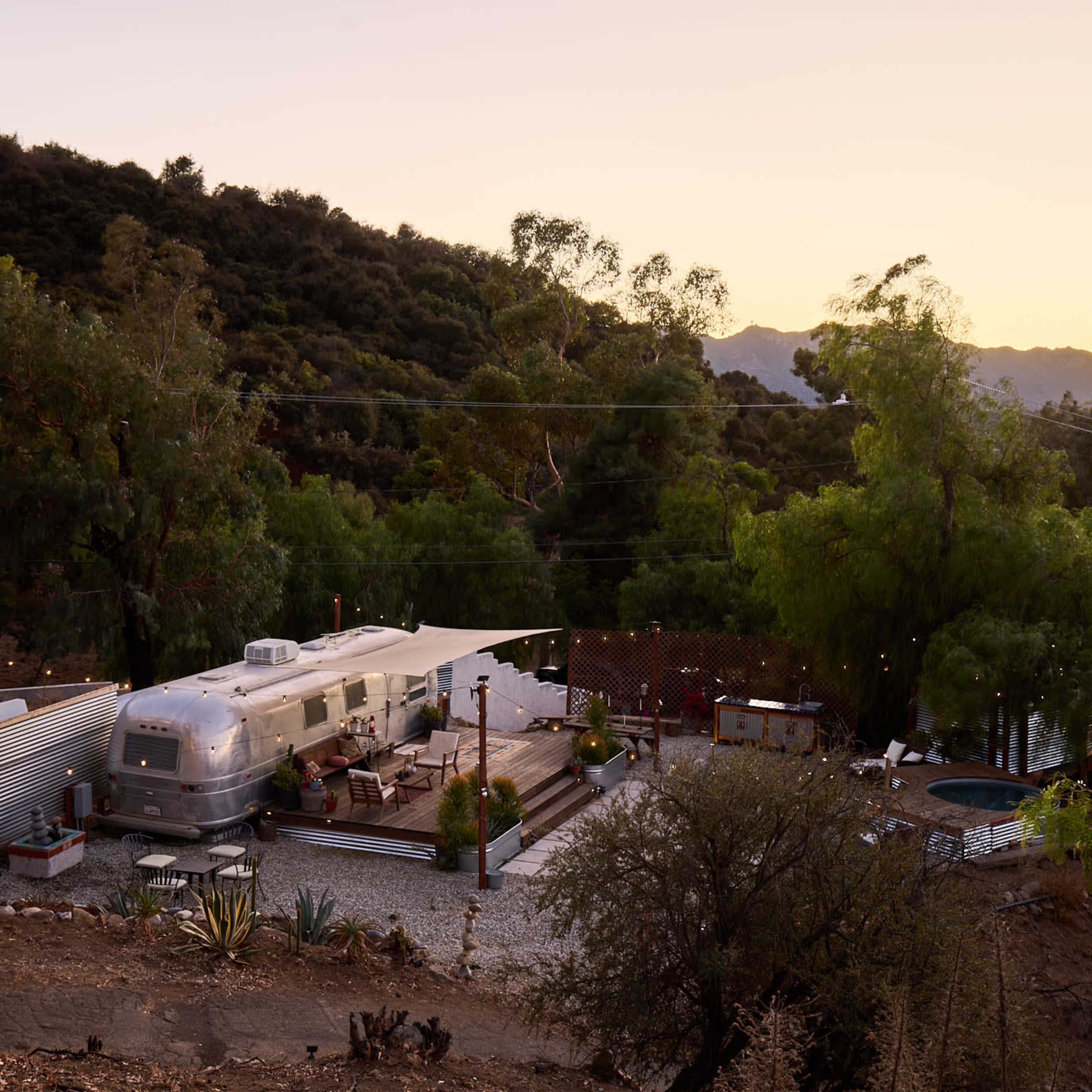Topanga Stardust Studio Image in Sylvia Park, Los Angeles County, CA
