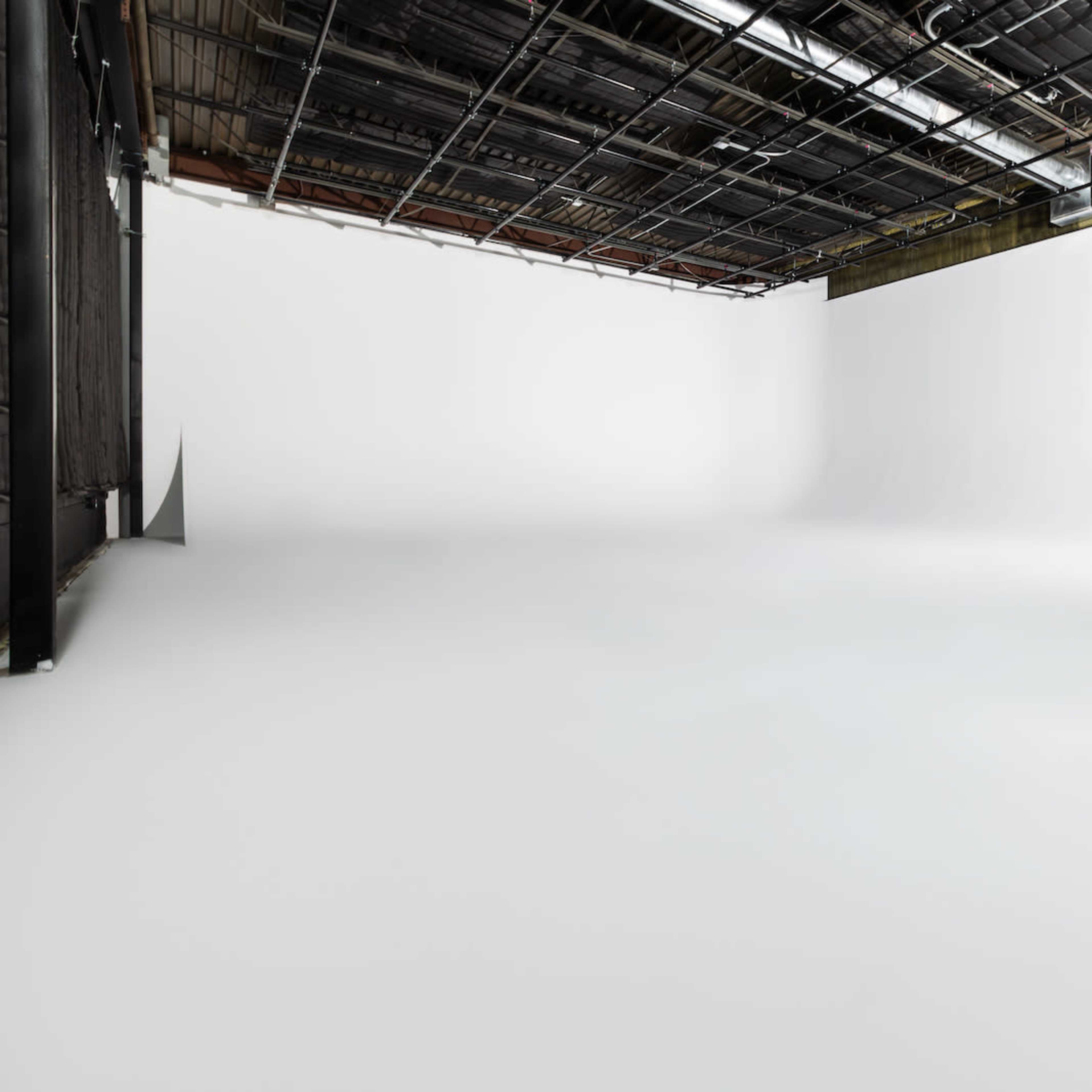 Spacious 1300sqft White Cyc Production Studio for Video & Photography Image in Watertown, Watertown, MA