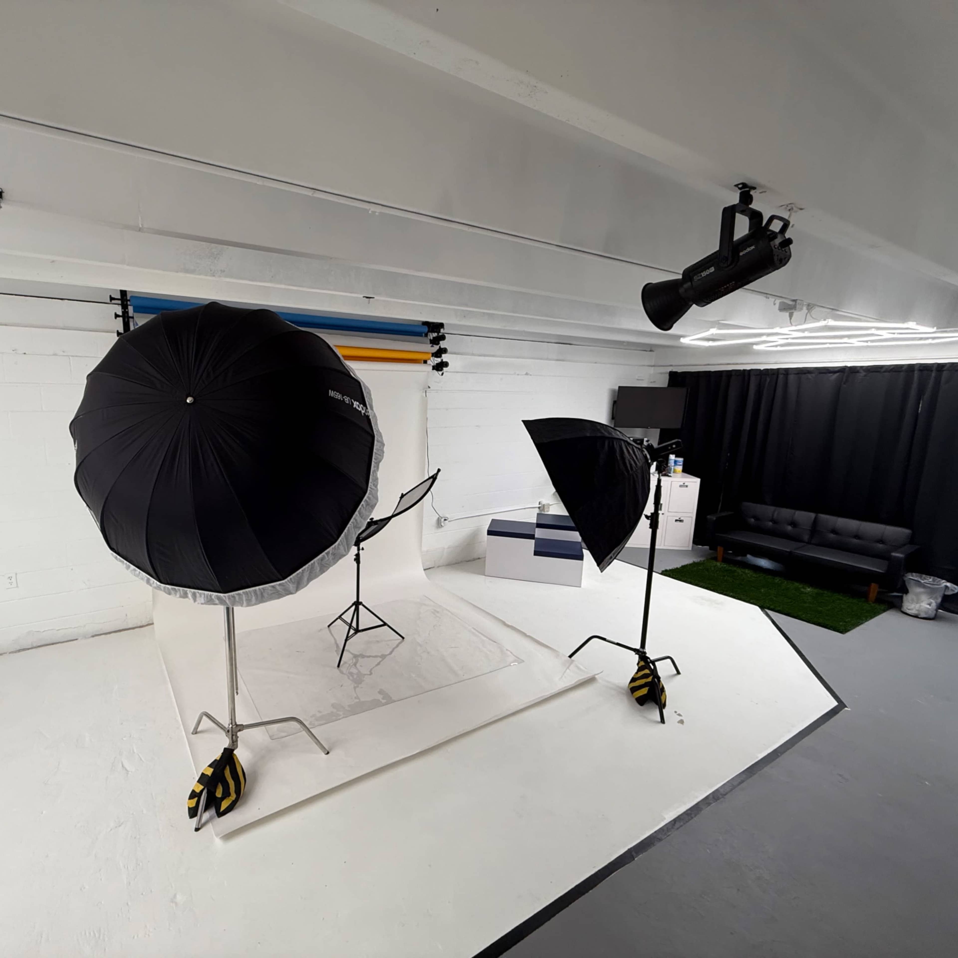 Urban micro studio Image in Lake Forest Hills, Jacksonville, FL