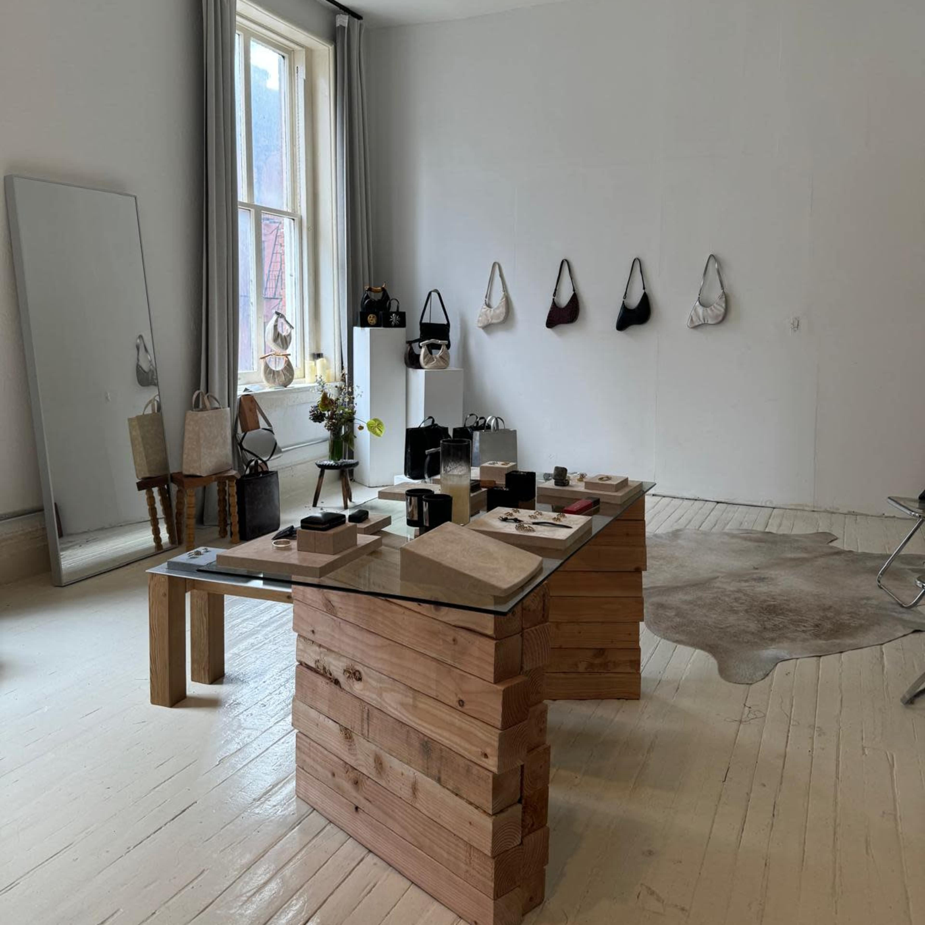 CROSBY St. SOHO Studio, 13ft Ceilings! AMAZING LIGHT Image in Lower Manhattan, New York, NY