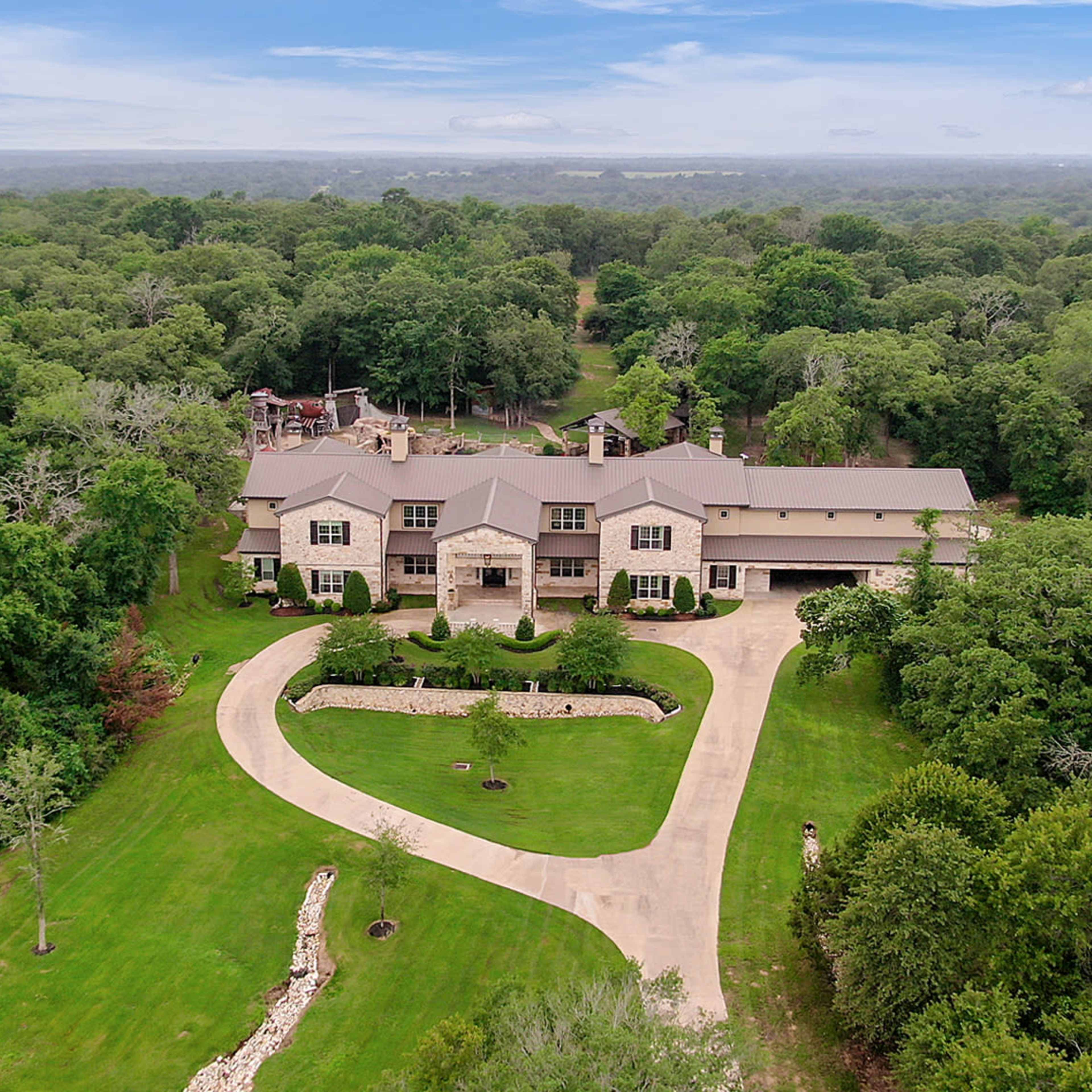 The Oasis on 358 - Luxurious and Unique Venue Image in Gause, Gause, TX
