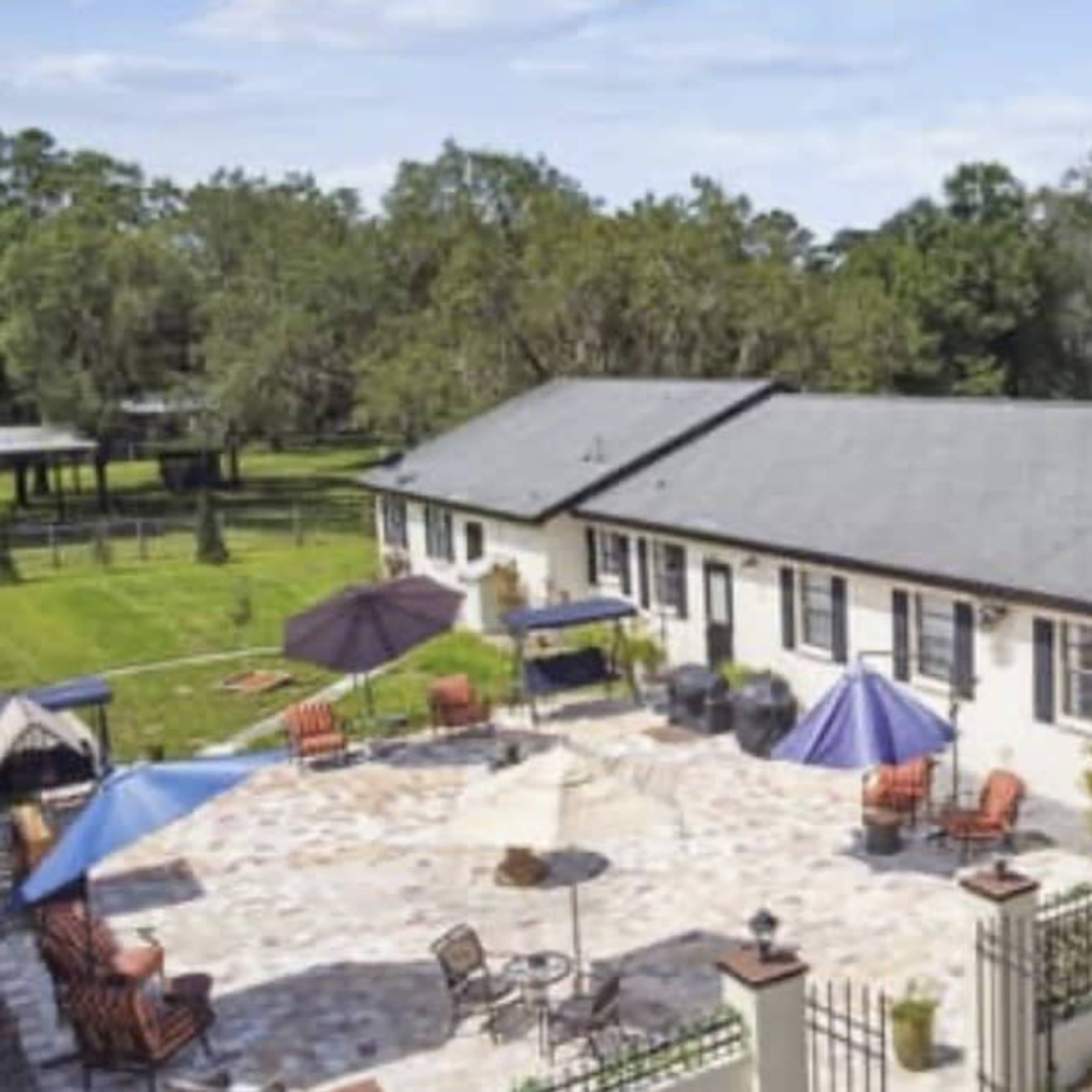 Event venue, vacation rental, photo shoots, private meetings, classrooms Image in Keystone, Odessa, FL
