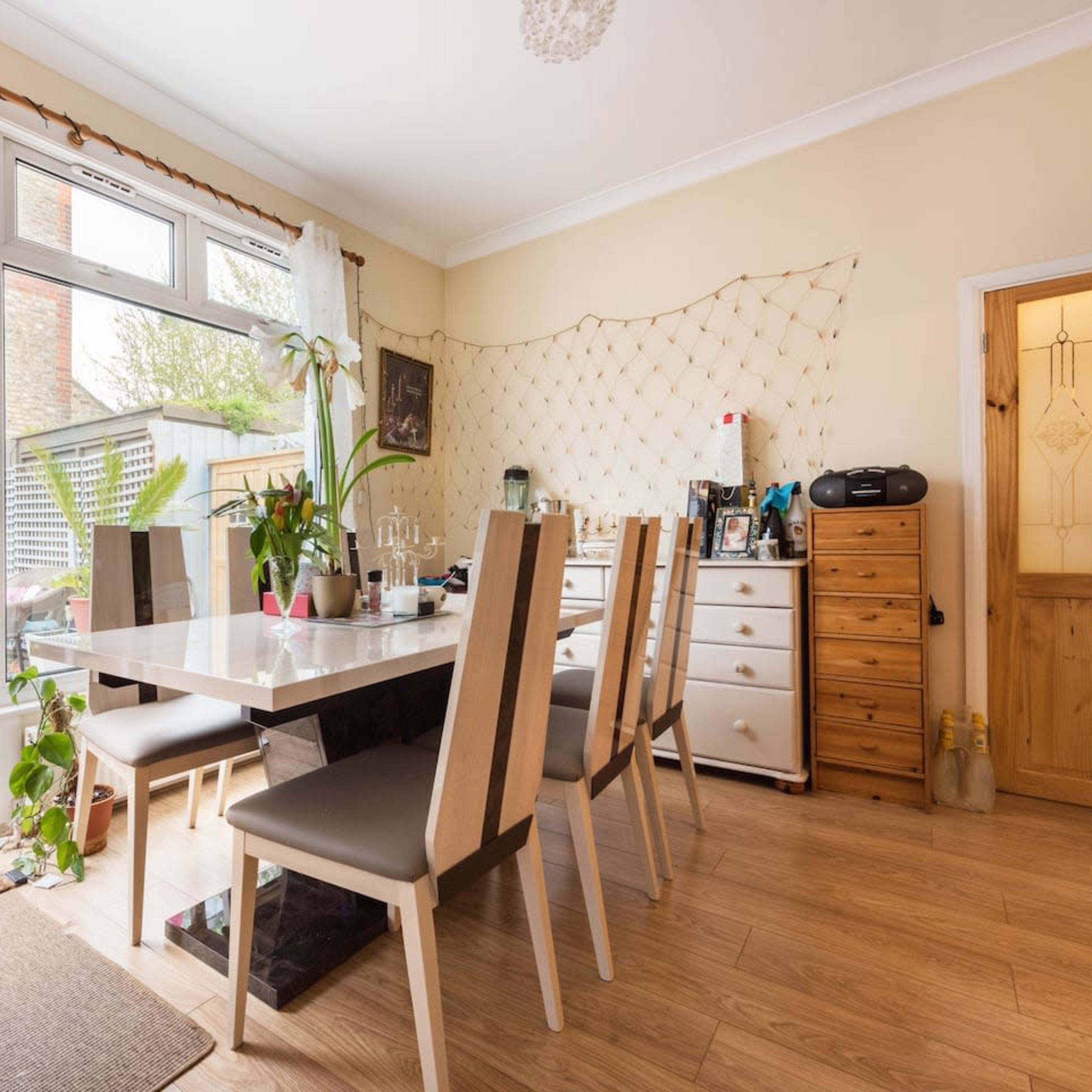 Stylish and Bright Victorian Home in Crouch End for Cosy Events Image in Crouch End, London, England