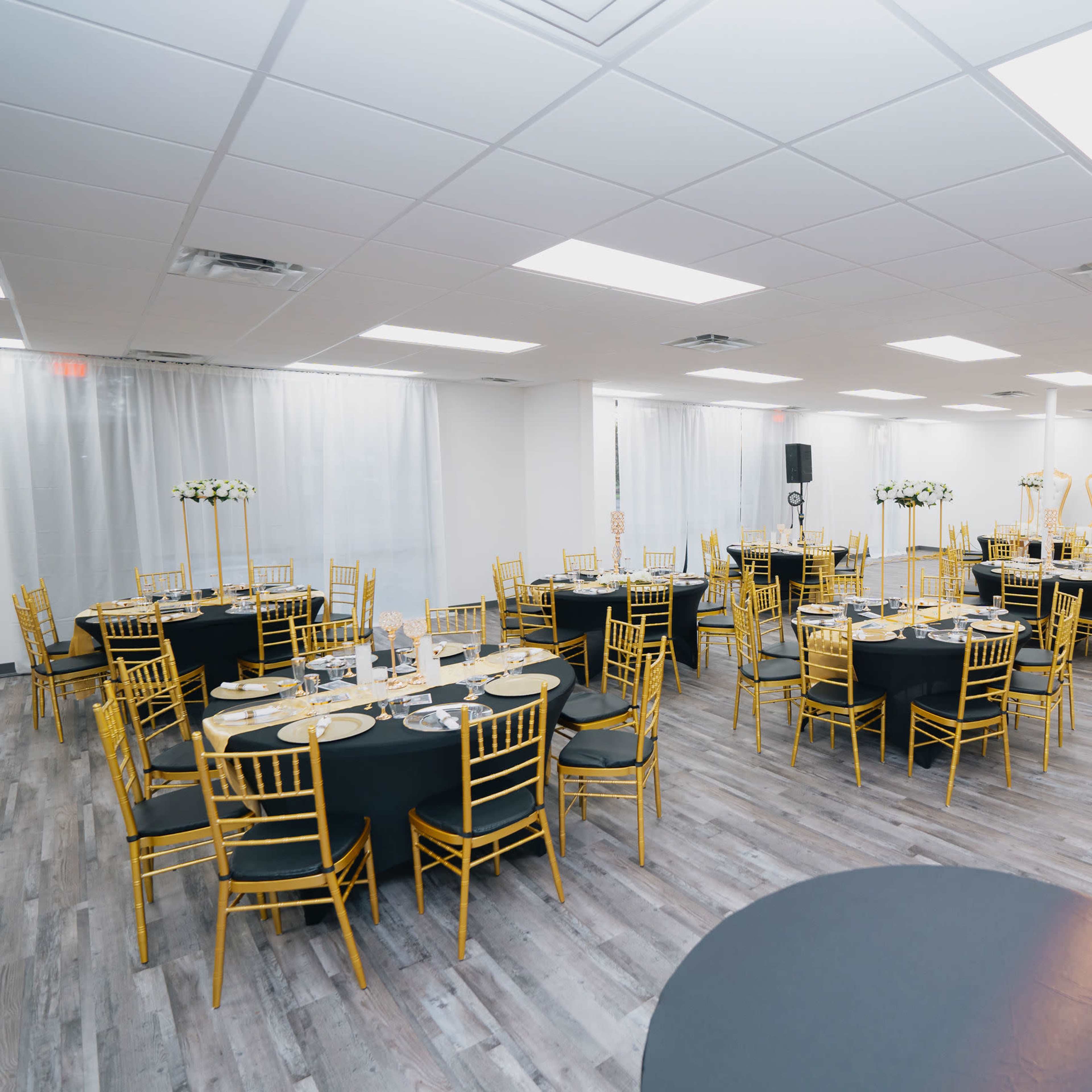 Spacious Event Center Image in Lake Highlands, Dallas, TX