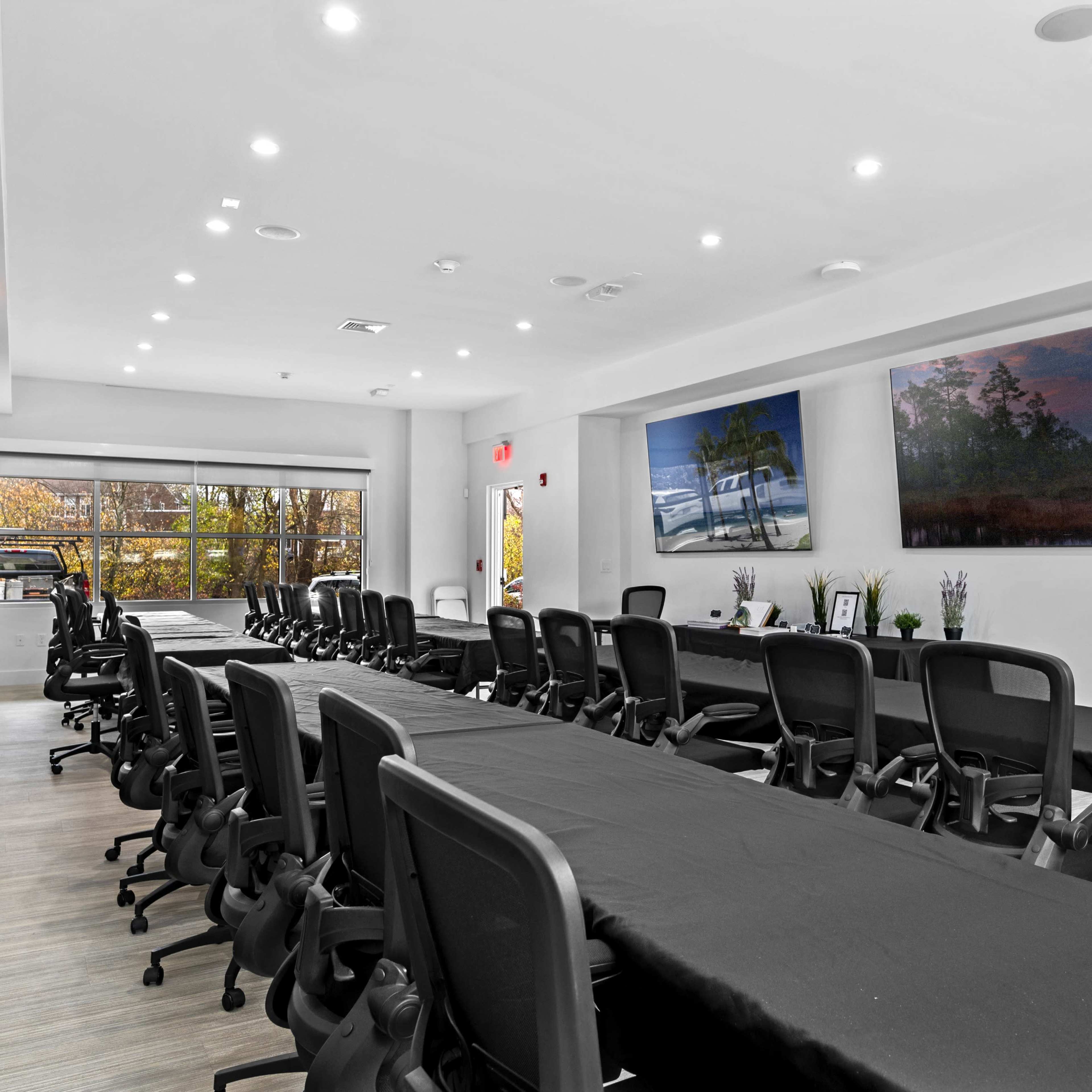 Lit Dental Esthetics & Implant Center Image in Wayland, Wayland, MA