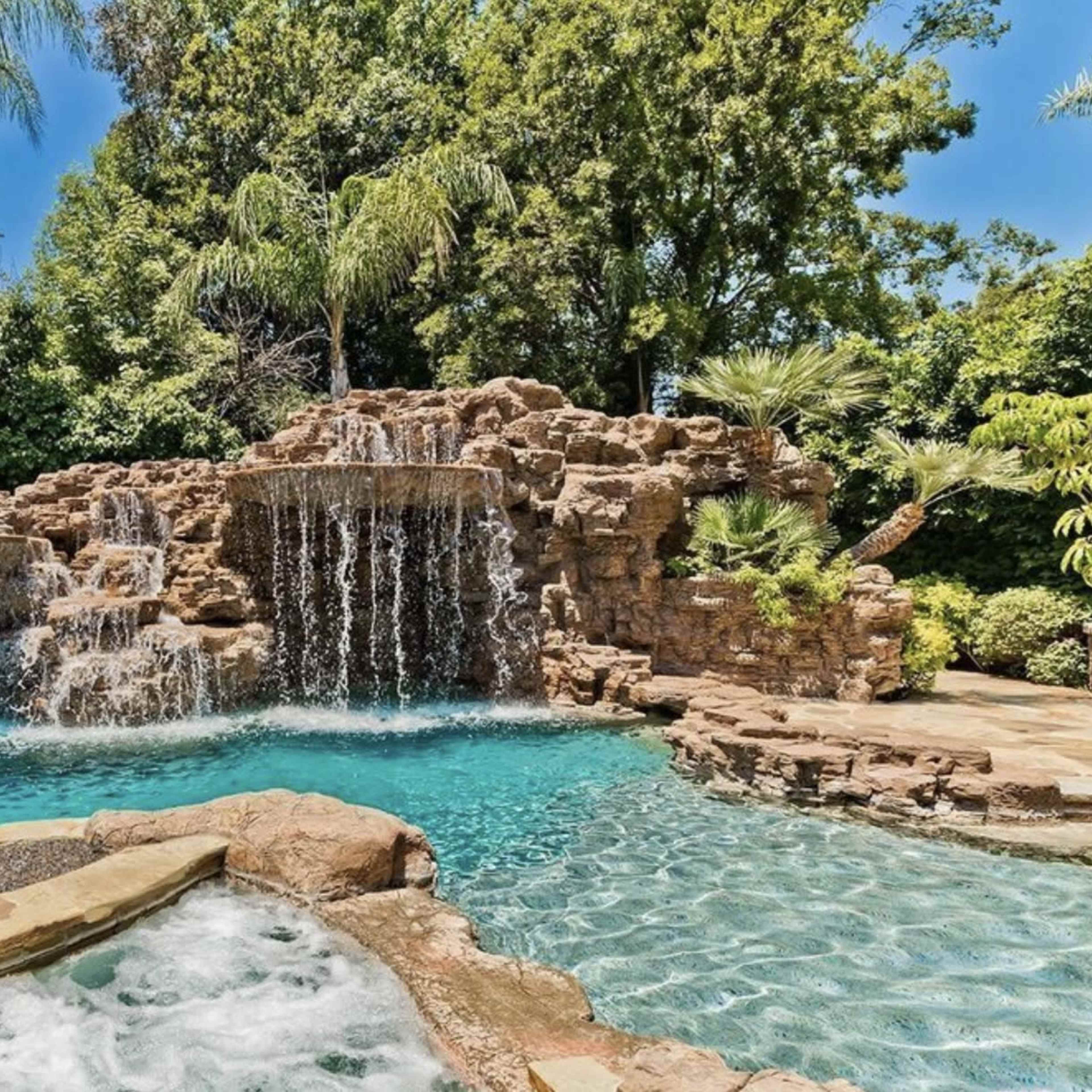 Gorgeous Mediterranean house with a exceptional outdoor pool. Image in Valley Village, Los Angeles, CA