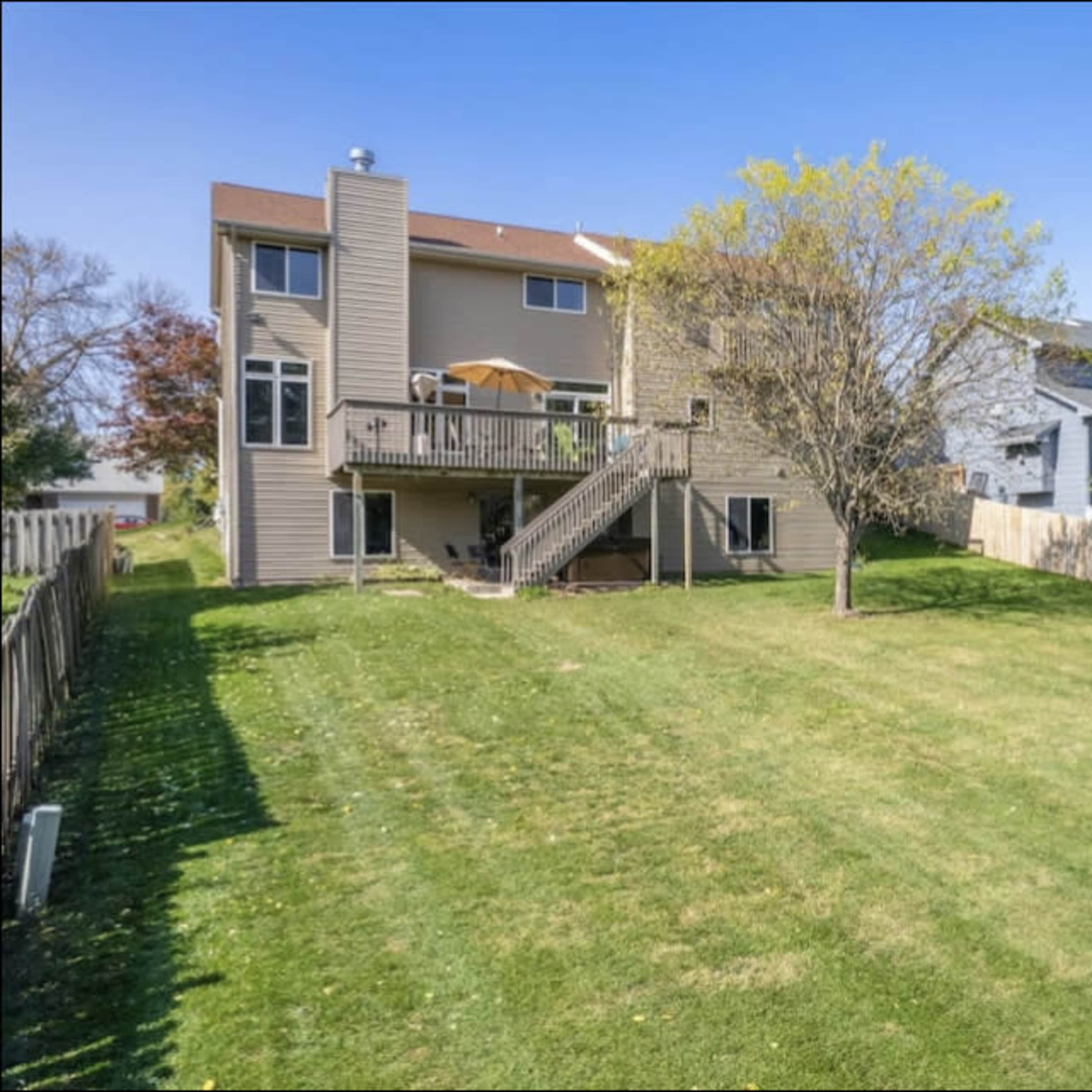 Spacious Colonial Estate Image in Clive, Clive, IA