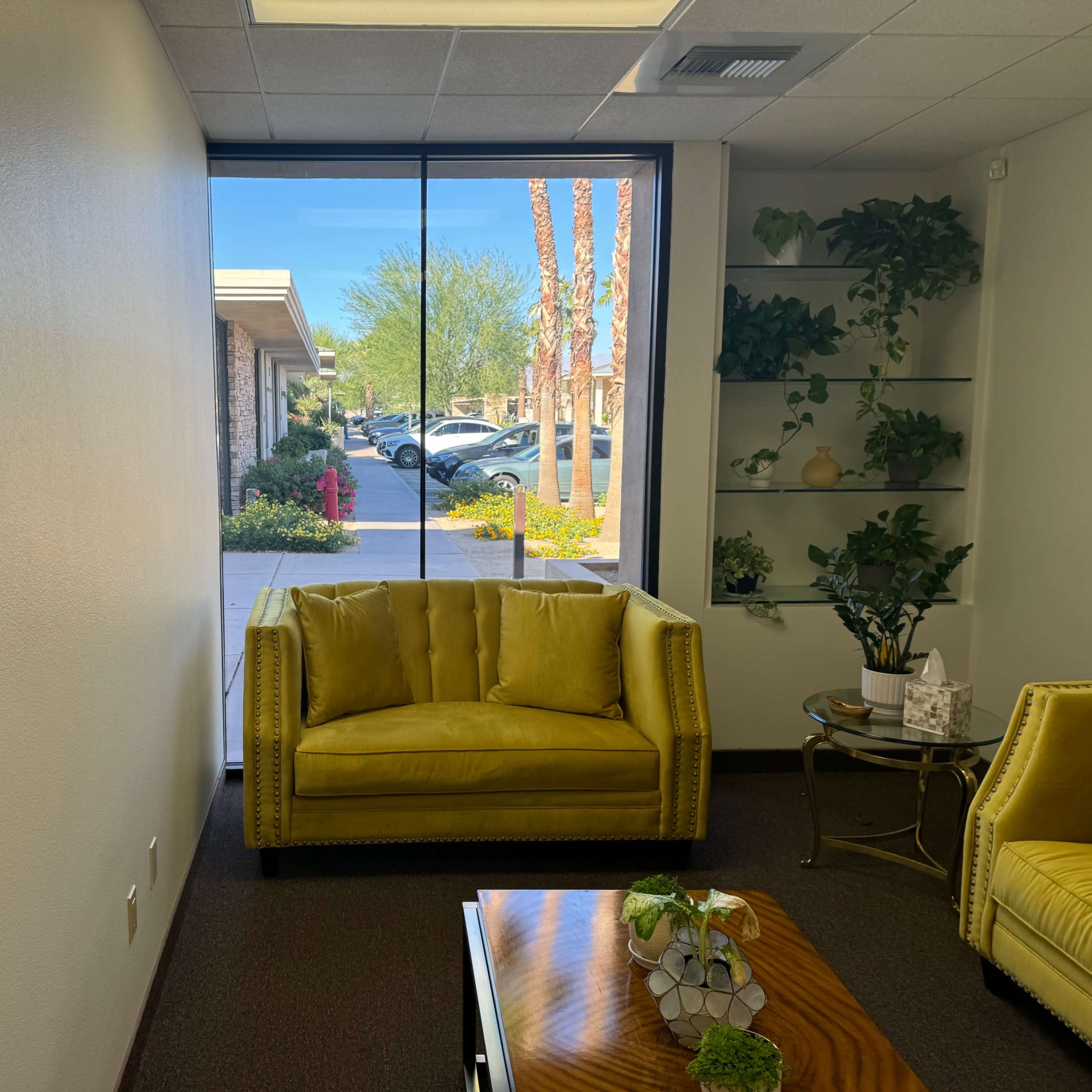 Palm Desert Modern  meeting area Image in Palm Desert, Palm Desert, CA