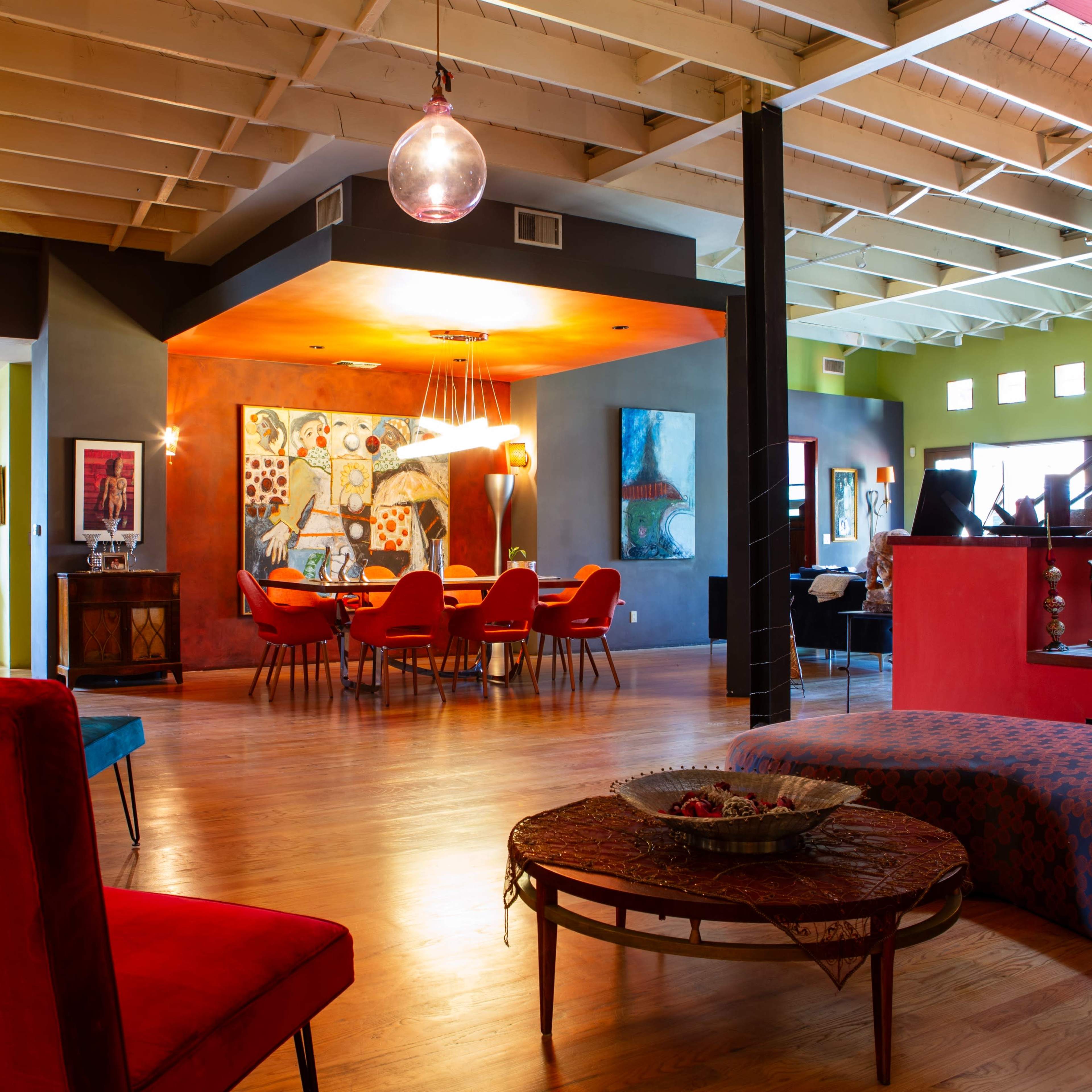 World Renowned Artist's Loft & Vintage Workspace Image in Pasadena, Pasadena, CA