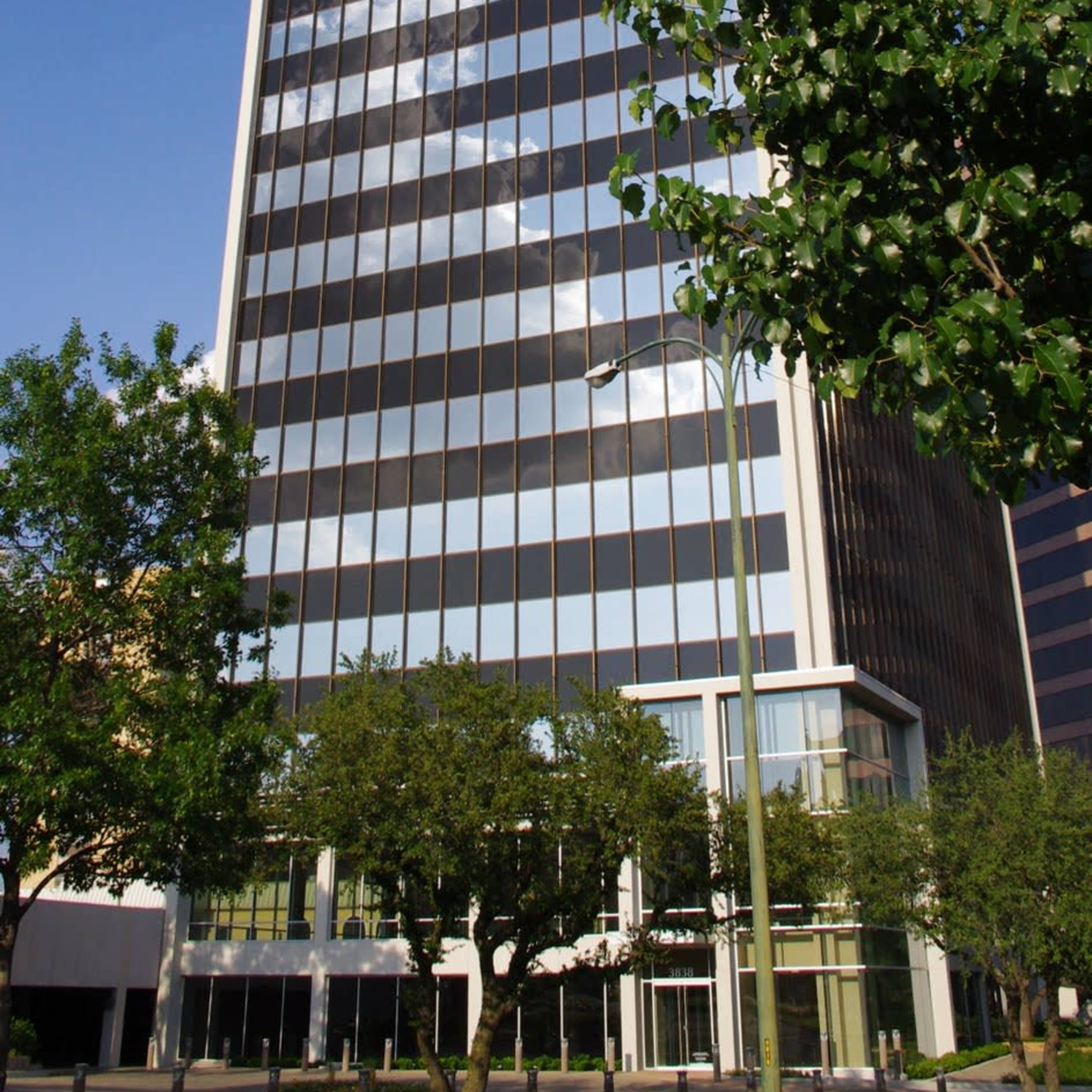 Uptown Conference Rooms with Downtown views (Medium) Image in Oak Lawn, Dallas, TX