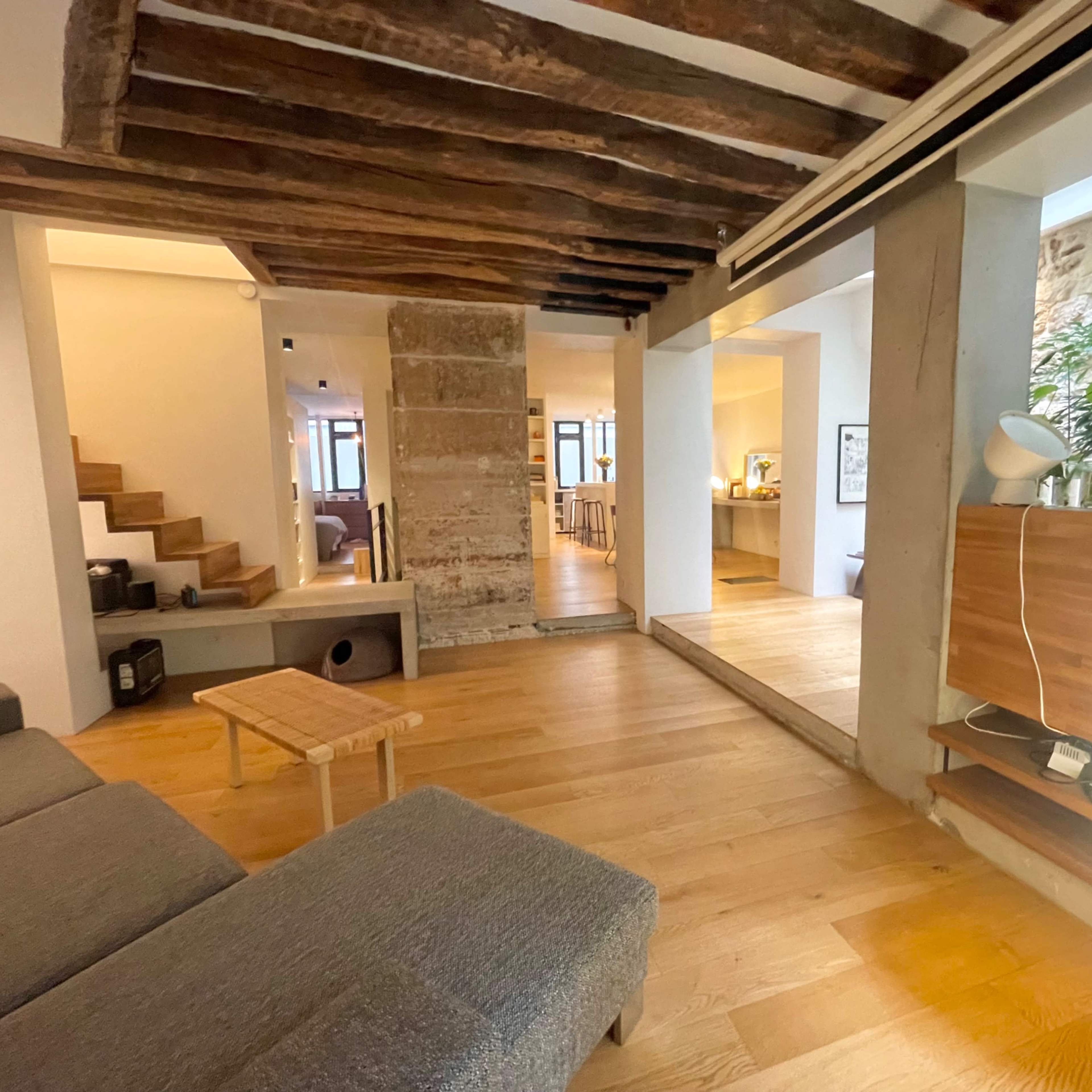 Large Versatile Studio-Style Apartment for Video Productions in the center of Paris Image dans Sentier, Paris, Île-de-France