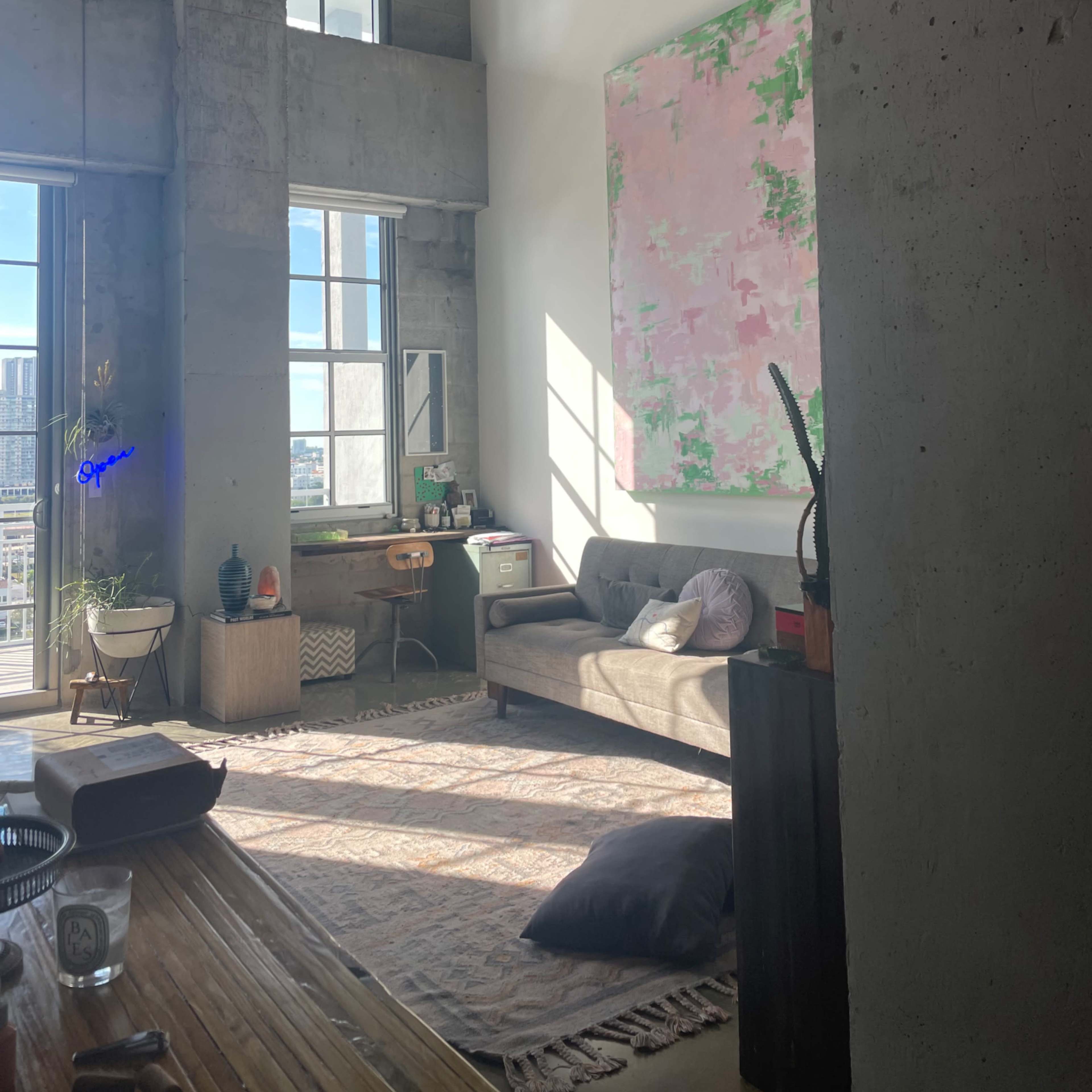 Fun airy Loft Image in Town Square, Miami, FL