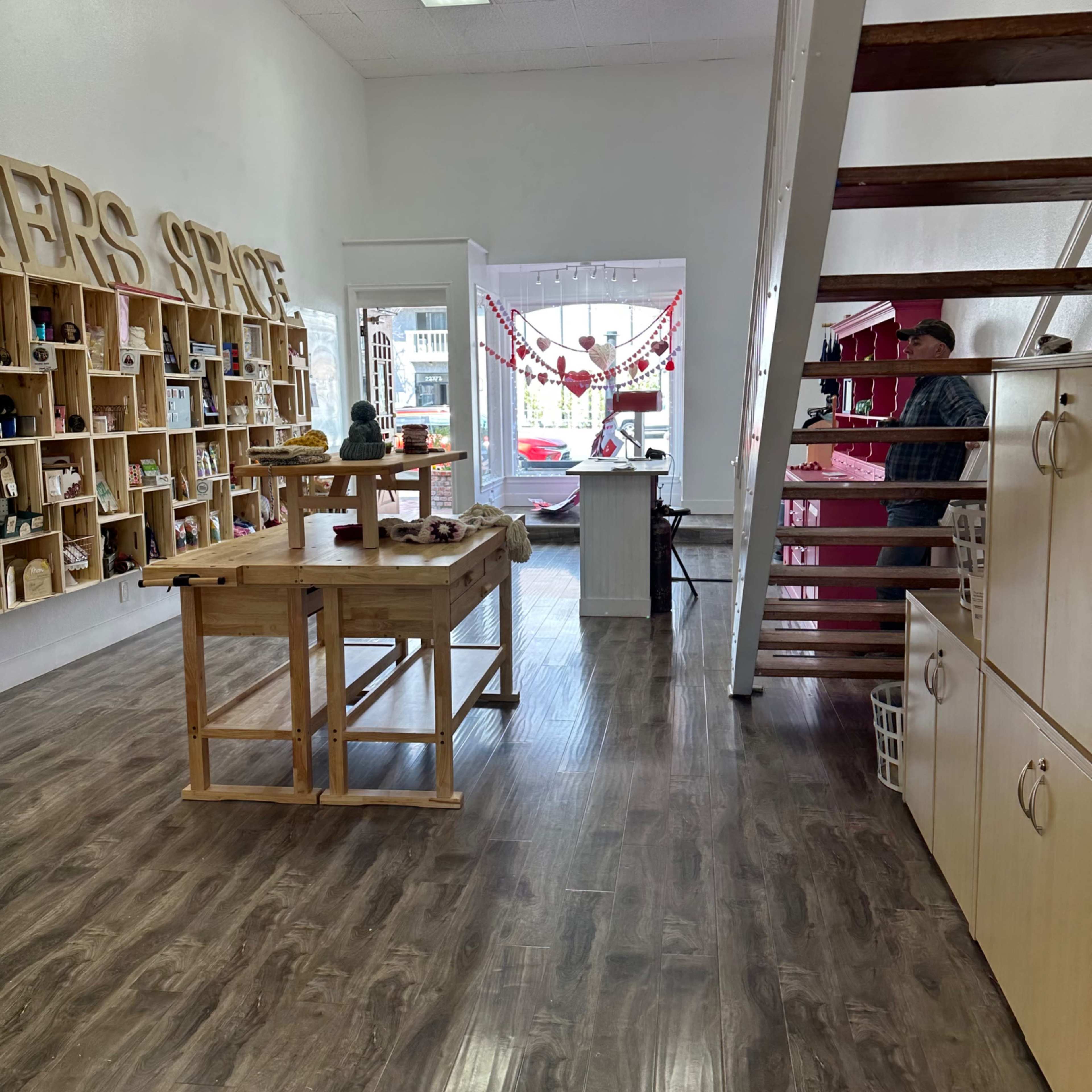 Arts and crafts workshop, loft space. Image in Newhall, Santa Clarita, CA