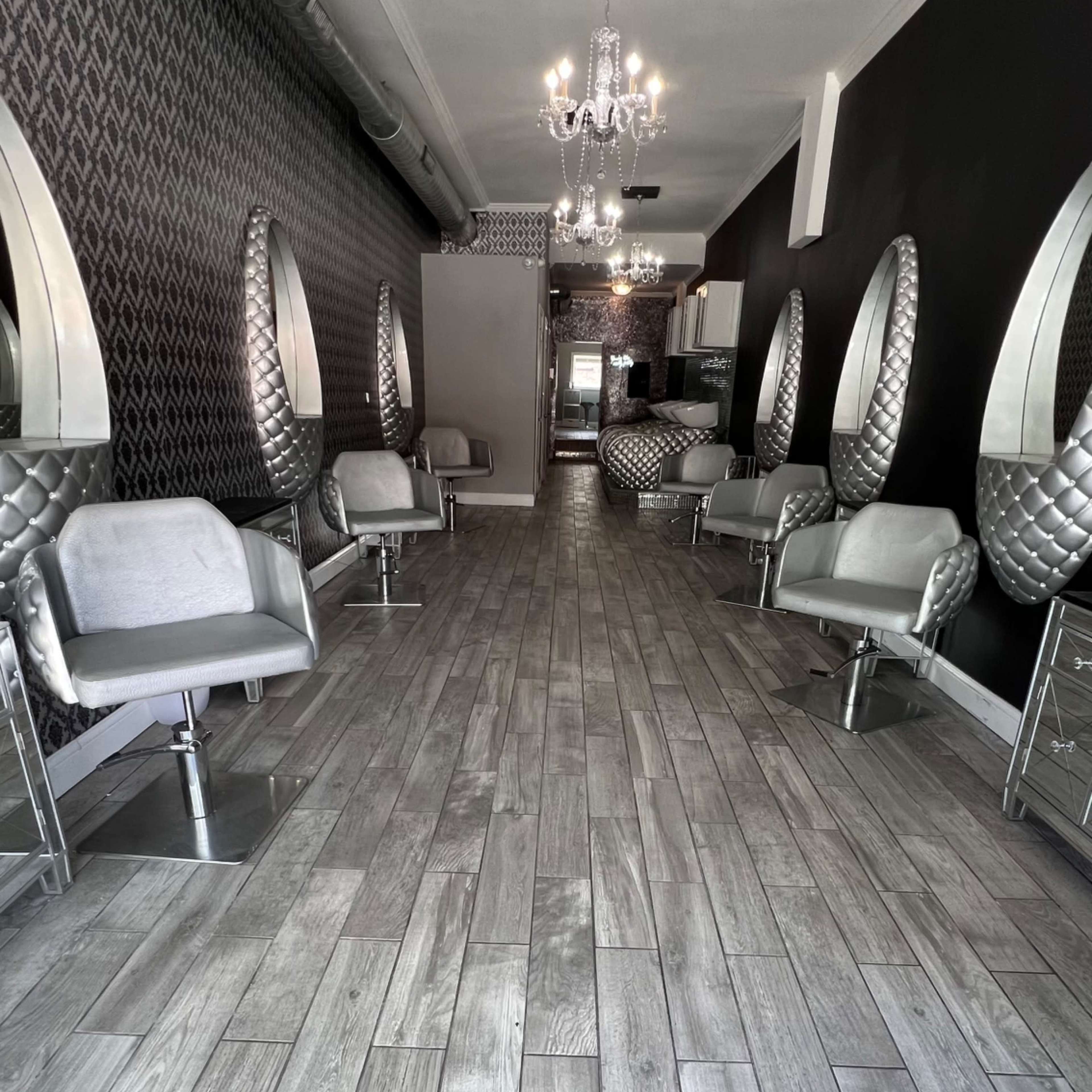 Gorgeous hair salon… Image in South Side, Chicago, IL