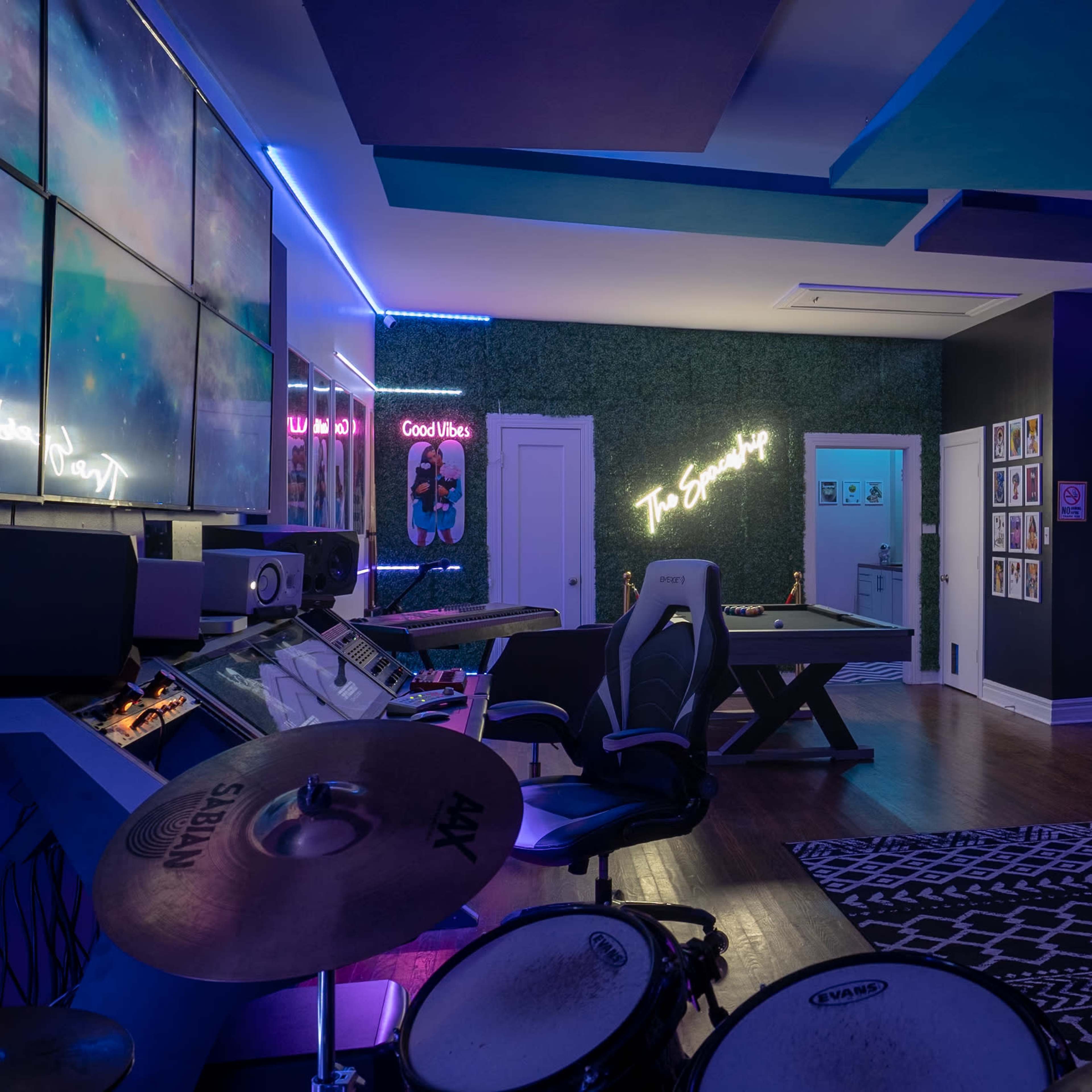 The SpacePOD Image in Lower West Side, Chicago, IL