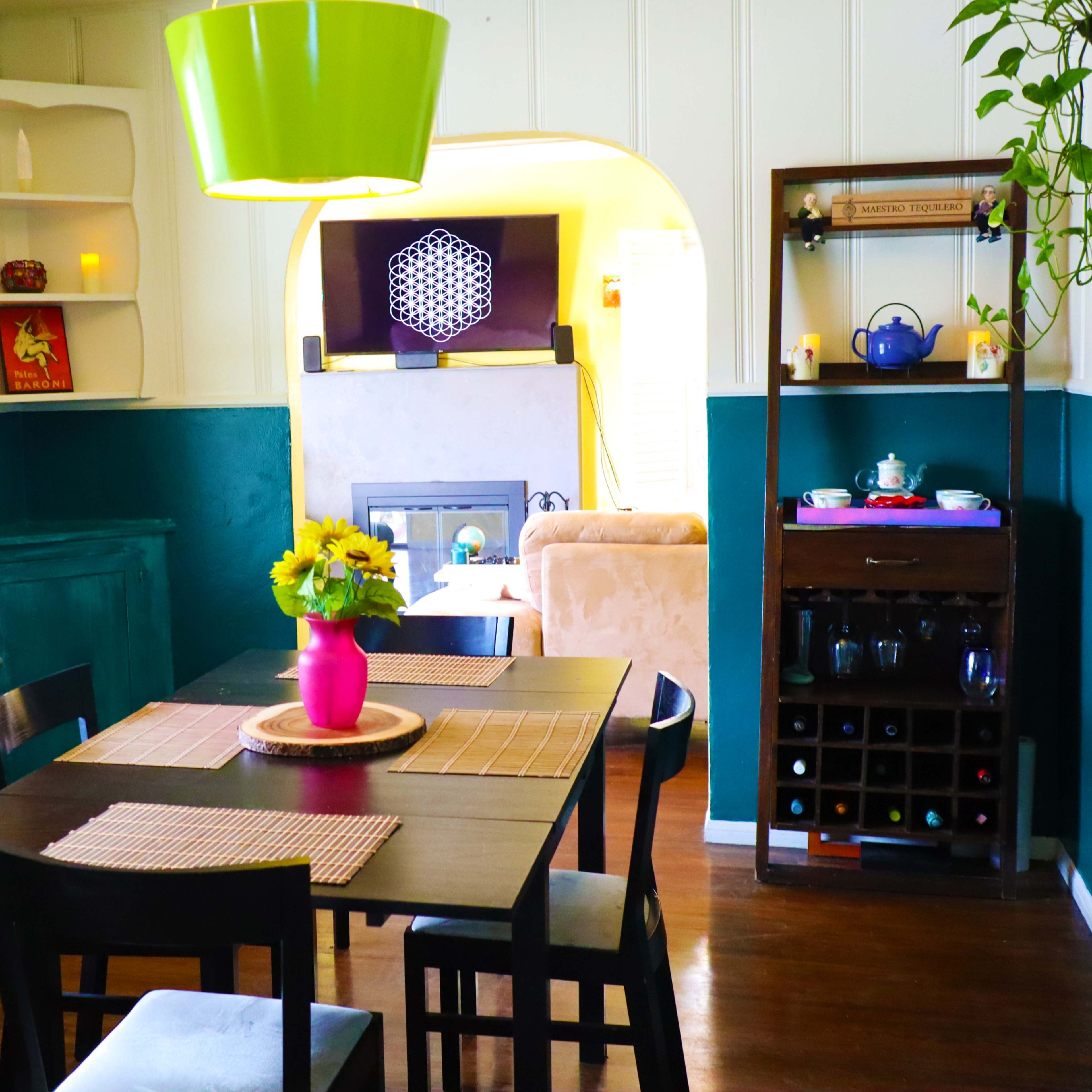 Creative Oasis in Arts District Image in Ladera Heights, Los Angeles, CA