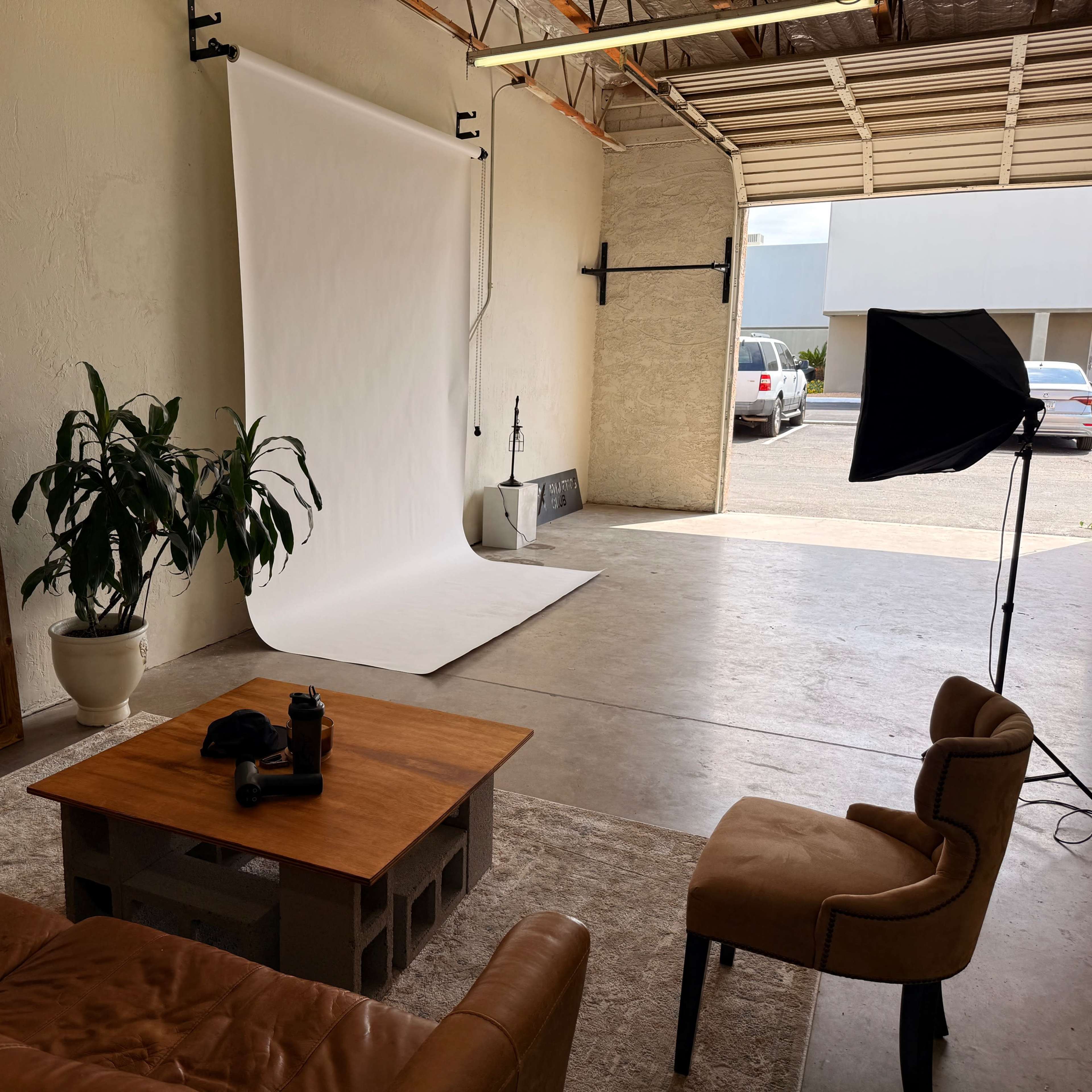 Creative Warehouse Studio Image in Deer Valley, Phoenix, AZ
