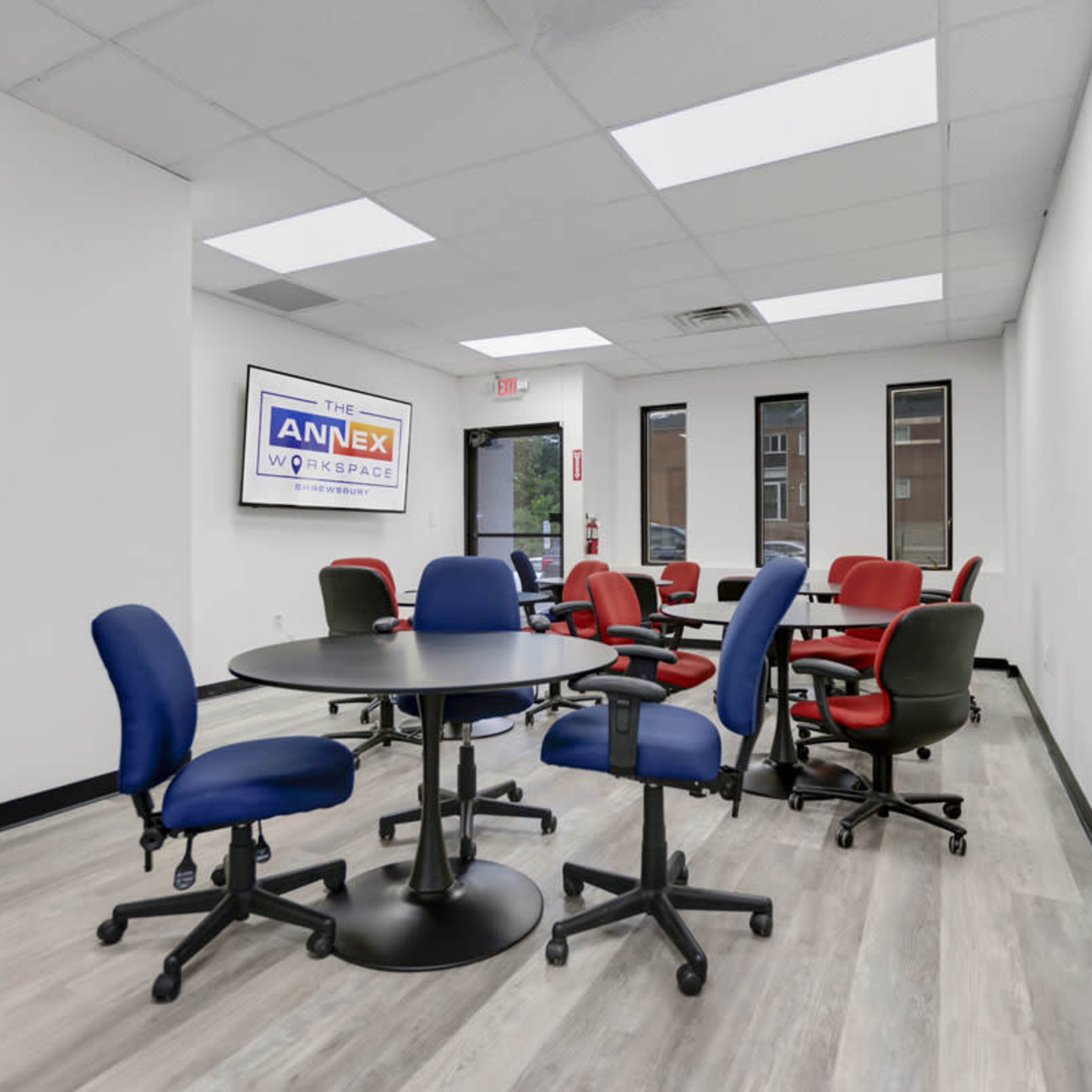 Executive training space and conference room in the greater St. Louis area. Image in Jefferson Township, St. Louis, MO