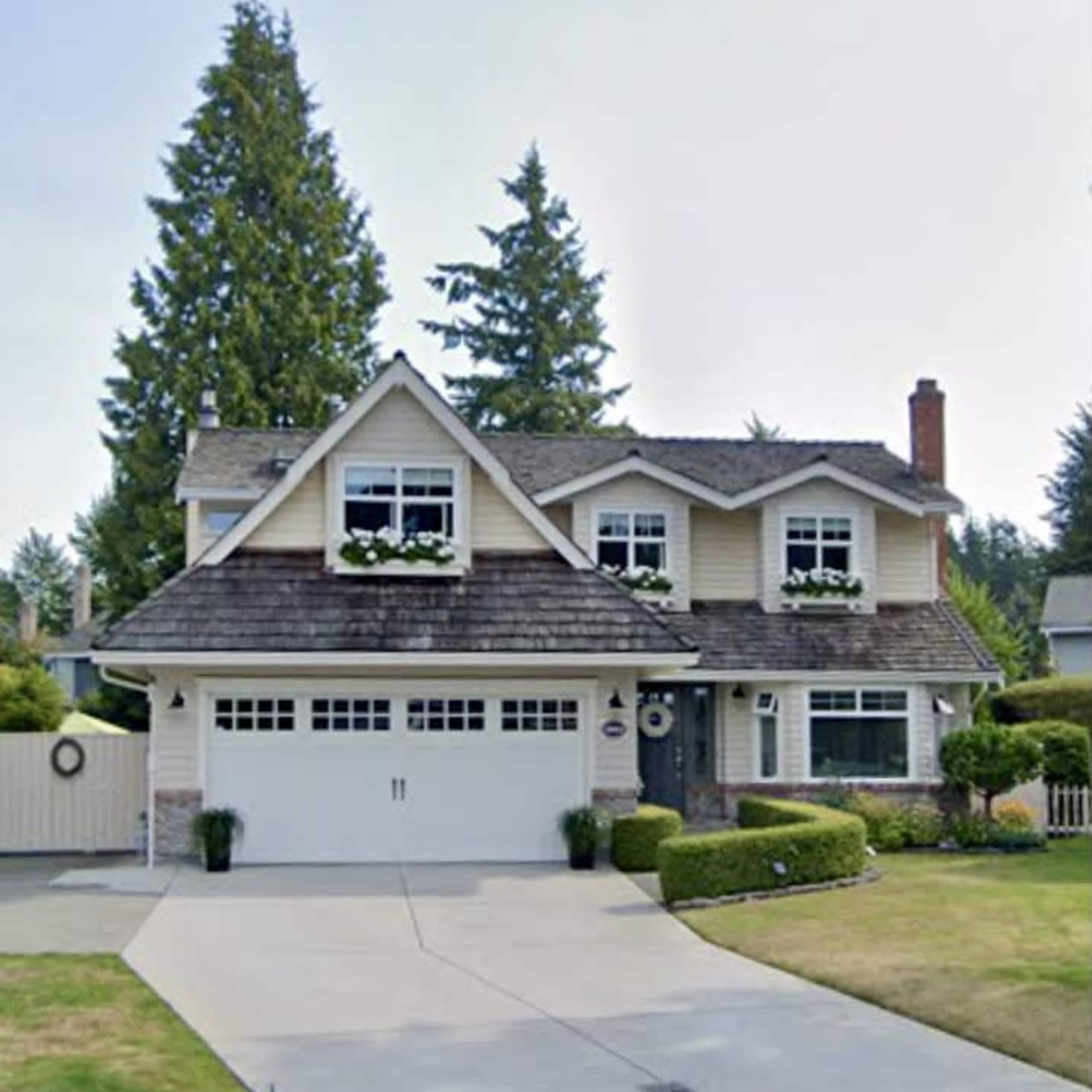 Street appeal galore-custom built 2 story house Image in Surrey, Surrey, BC