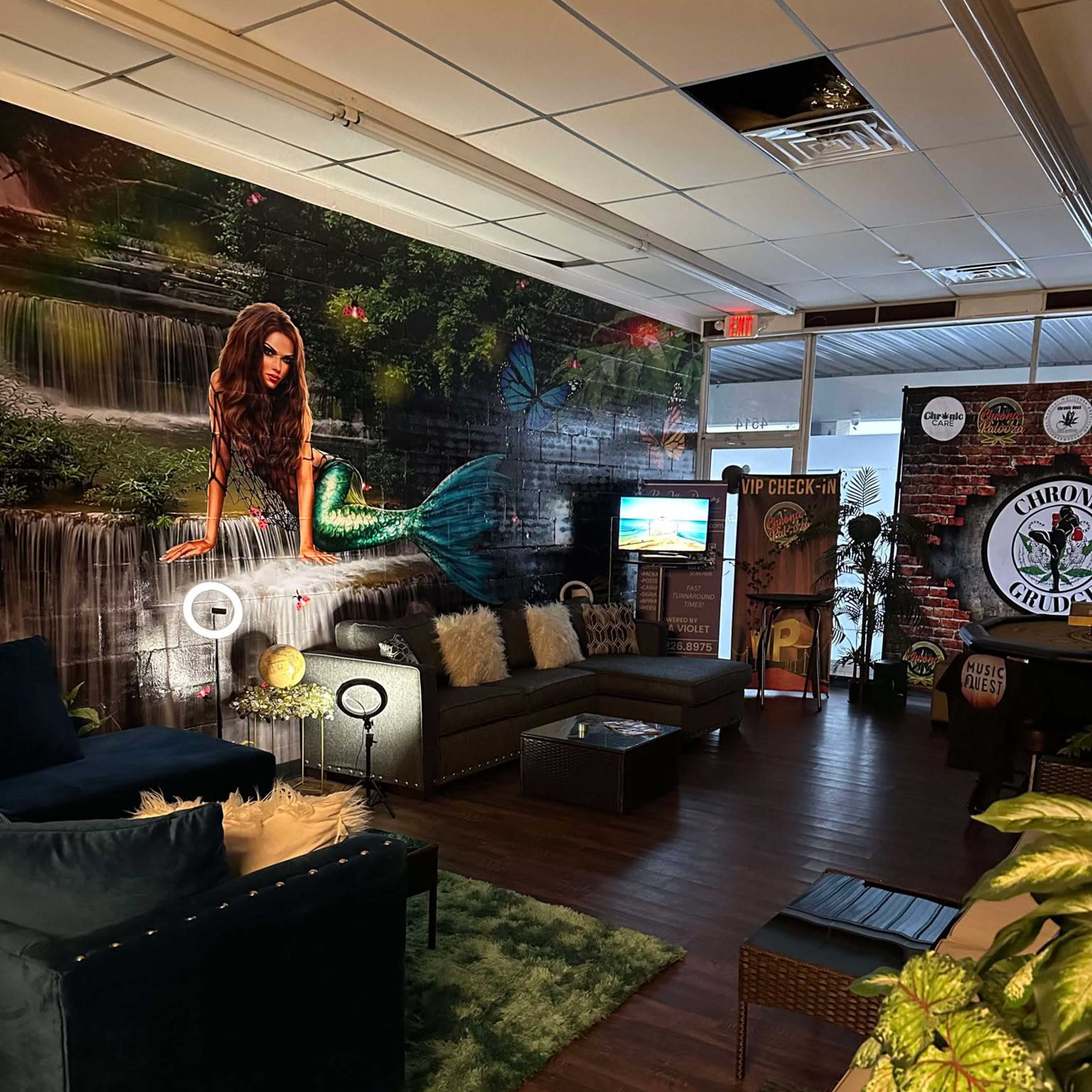urban, chronic lounge, unique atmosphere Image in Hilldale, Oklahoma City, OK