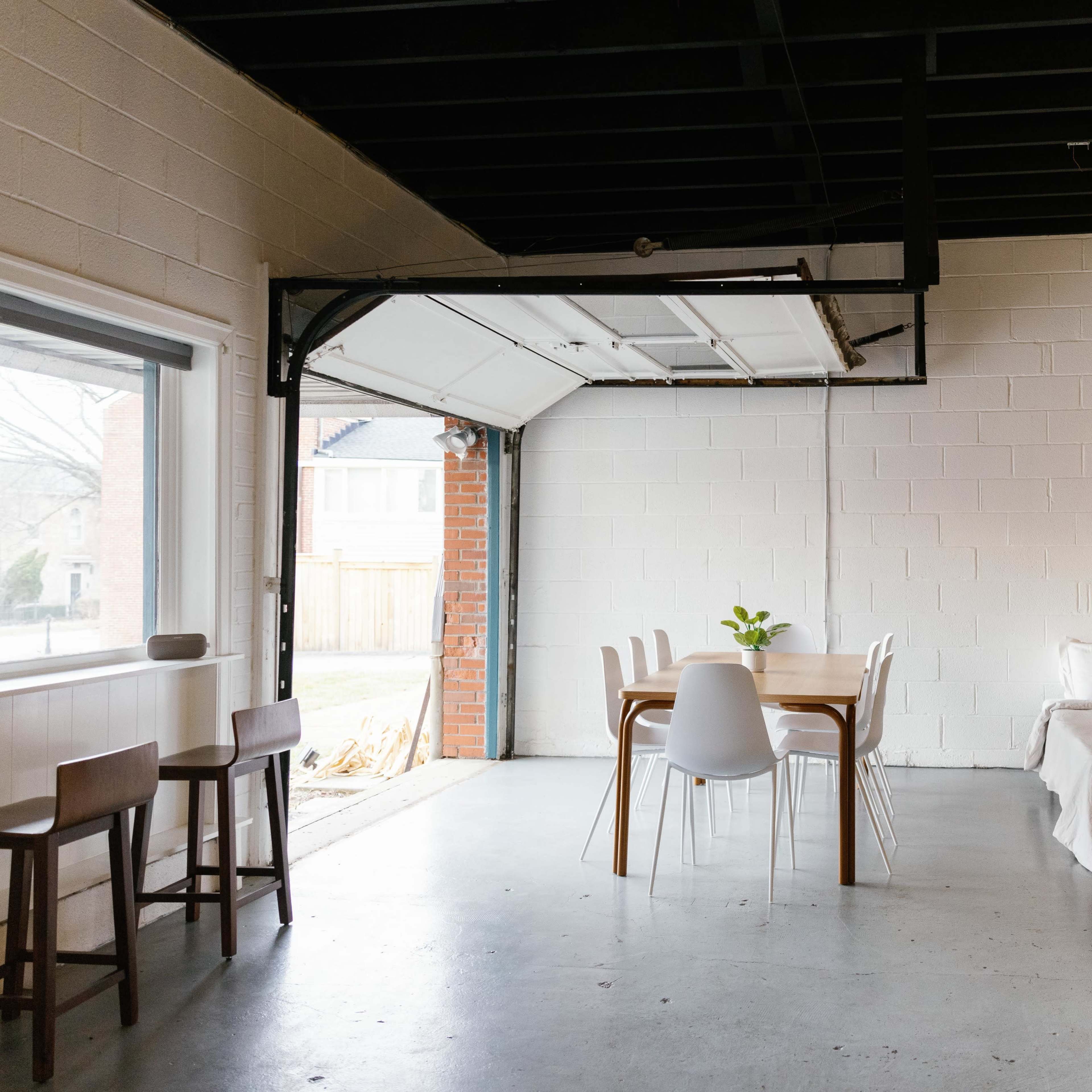Downtown Industrial Modern Studio Image in West Suburb, Lexington, KY