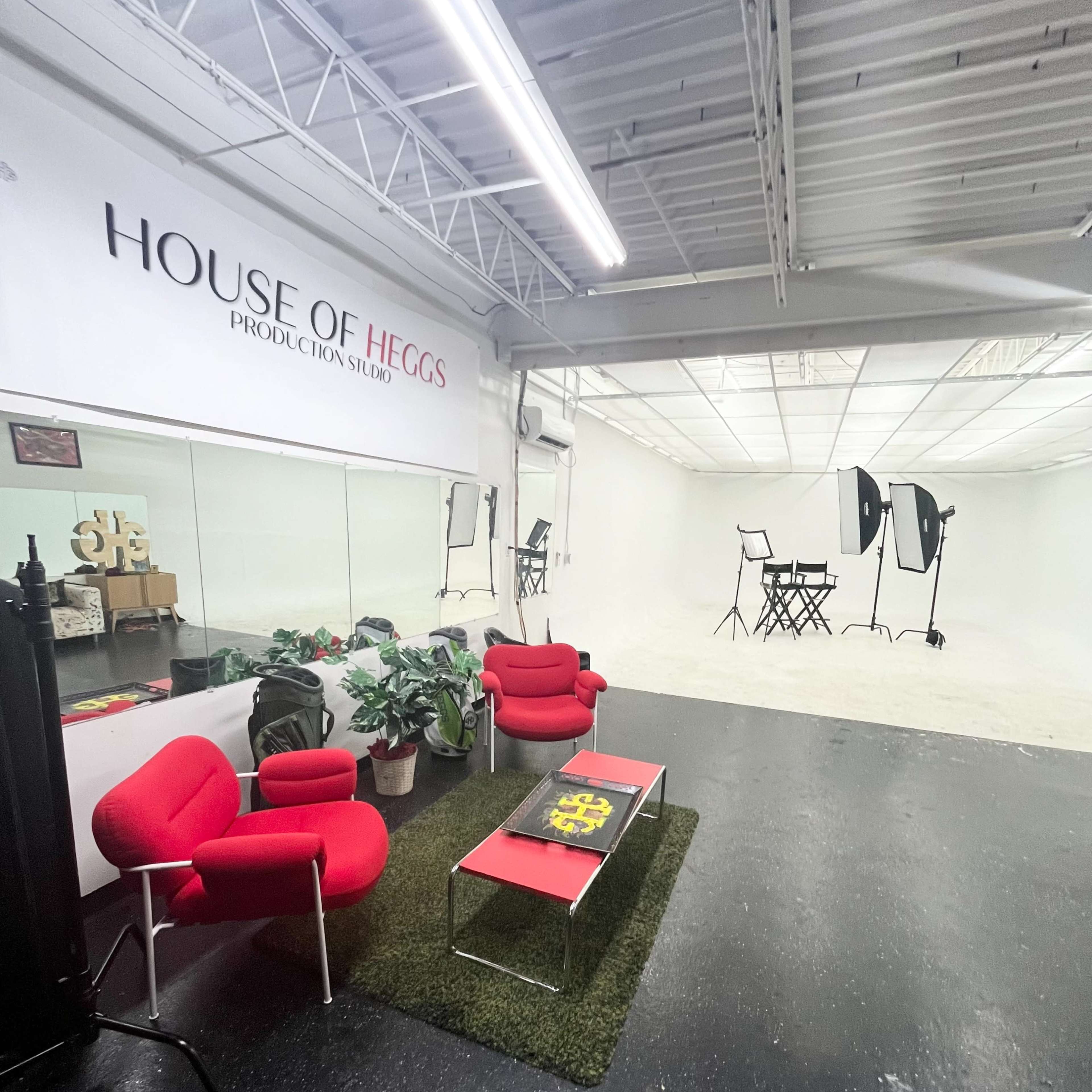 HG STUDIO W/ CYC WALL Image in Doraville, Doraville, GA