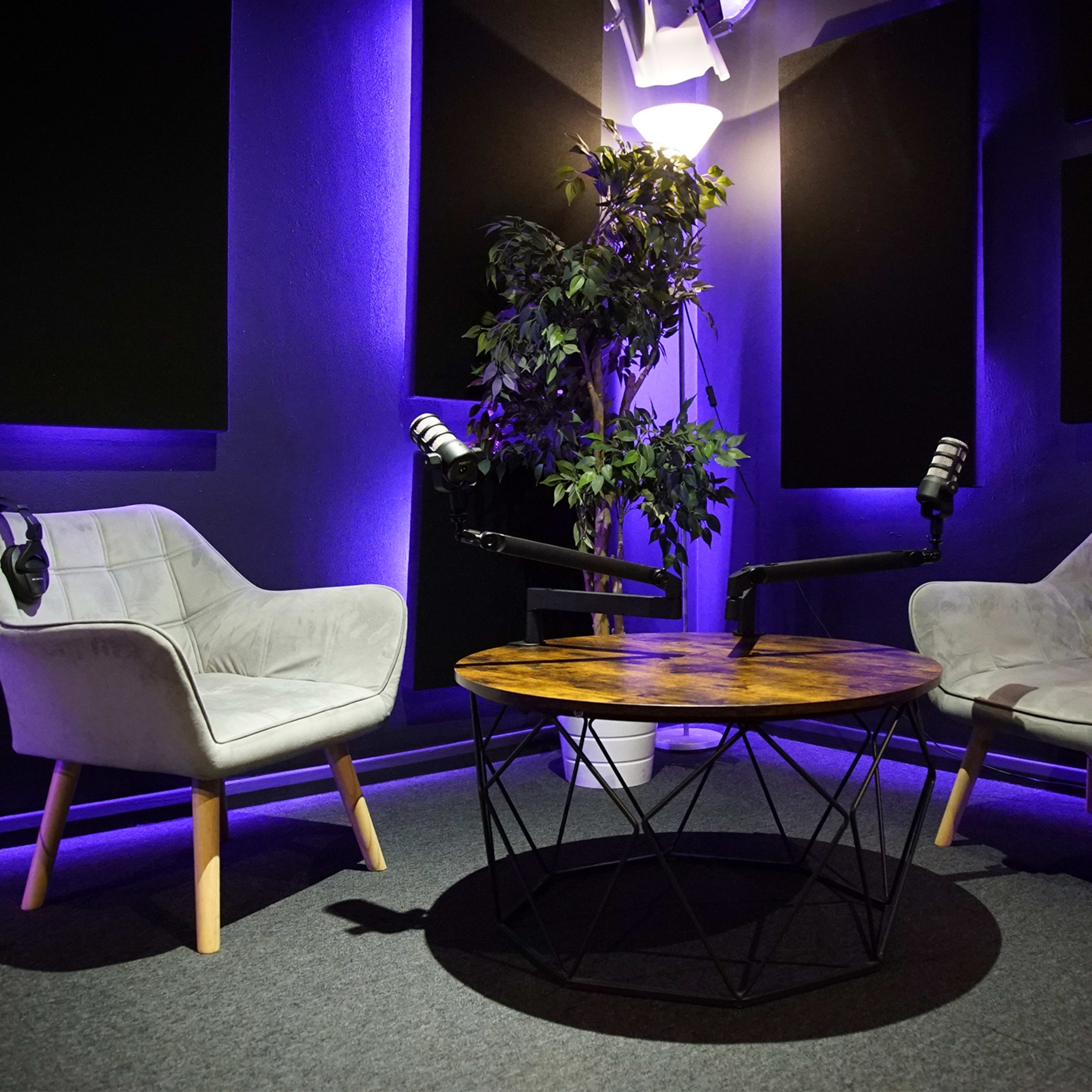 Proffesional Podcast Studio Image in Lambeth, London, England