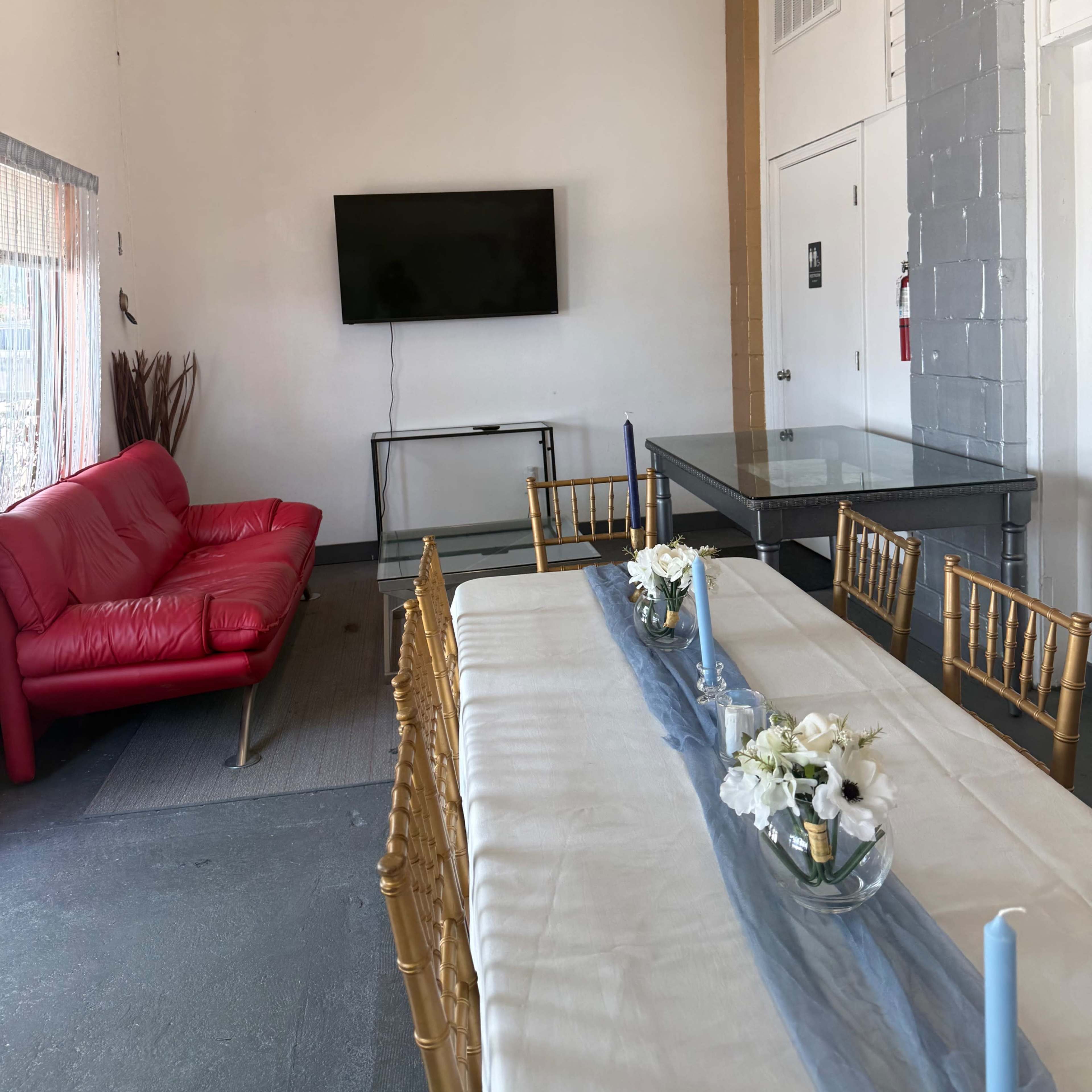 Legacy Lounge Image in Wilmington, Wilmington, NC