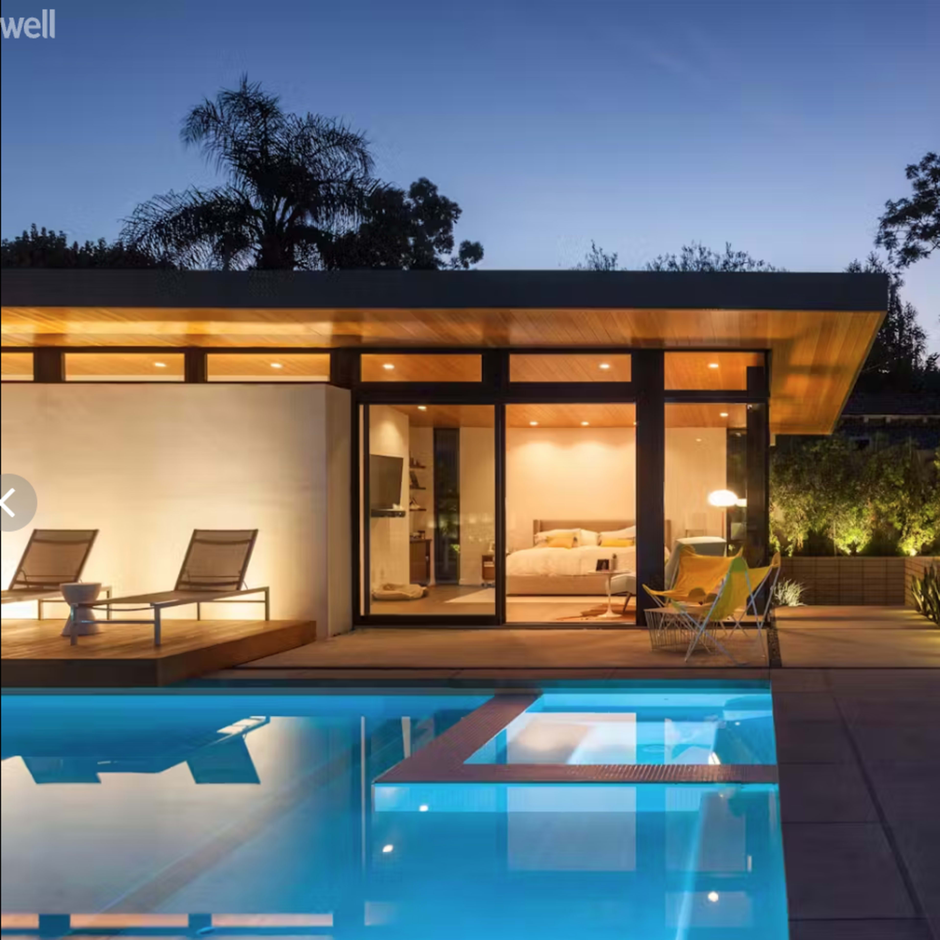 ELEVATED MODERN HOME with incredible resort like backyard Image in Park Estates, Long Beach, CA