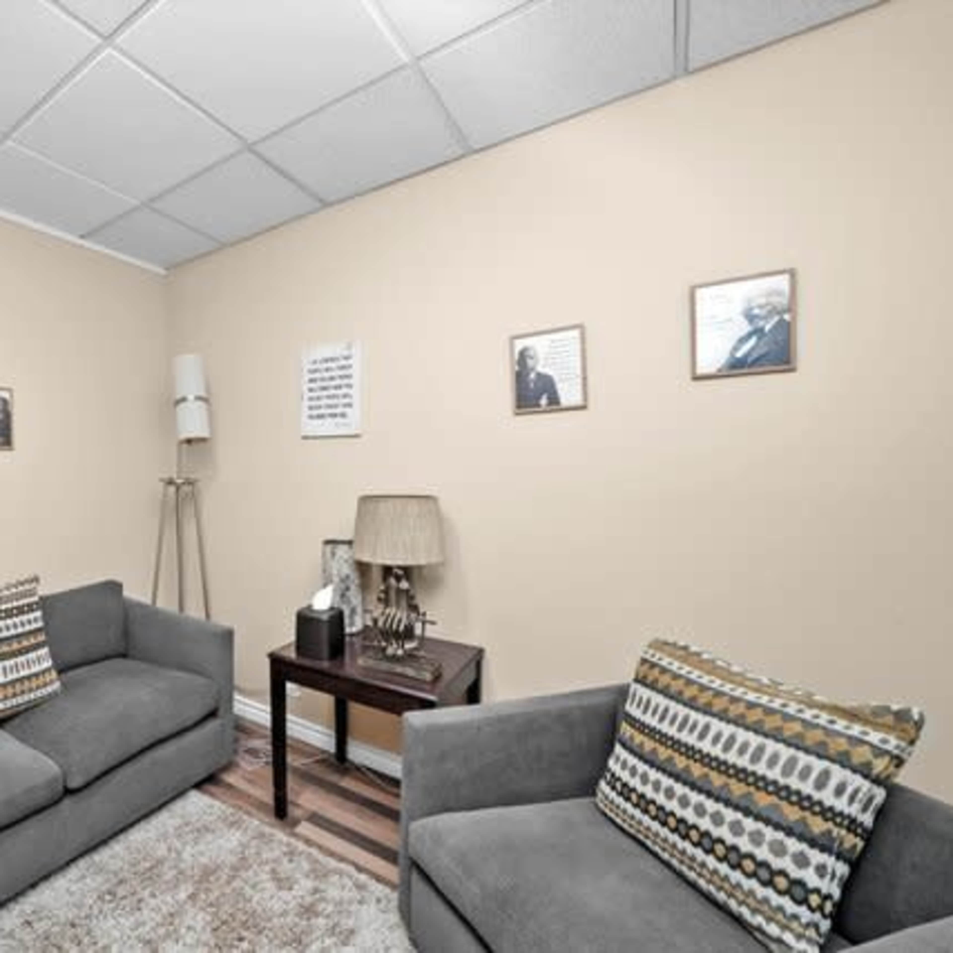Office space Image in Morgan Park, Chicago, IL