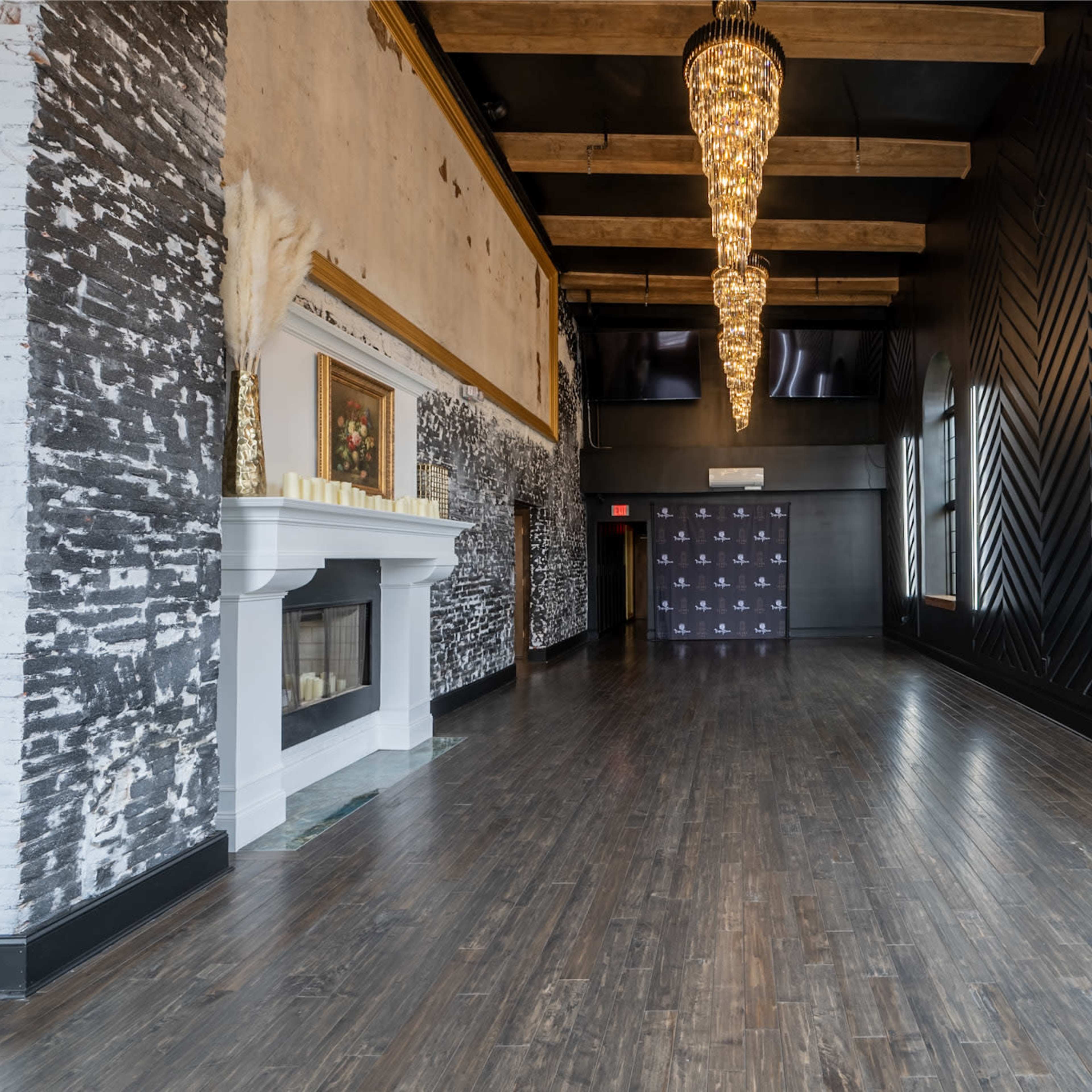 Premier Upscale Venue - 2 Image in Passyunk Square, Philadelphia, PA