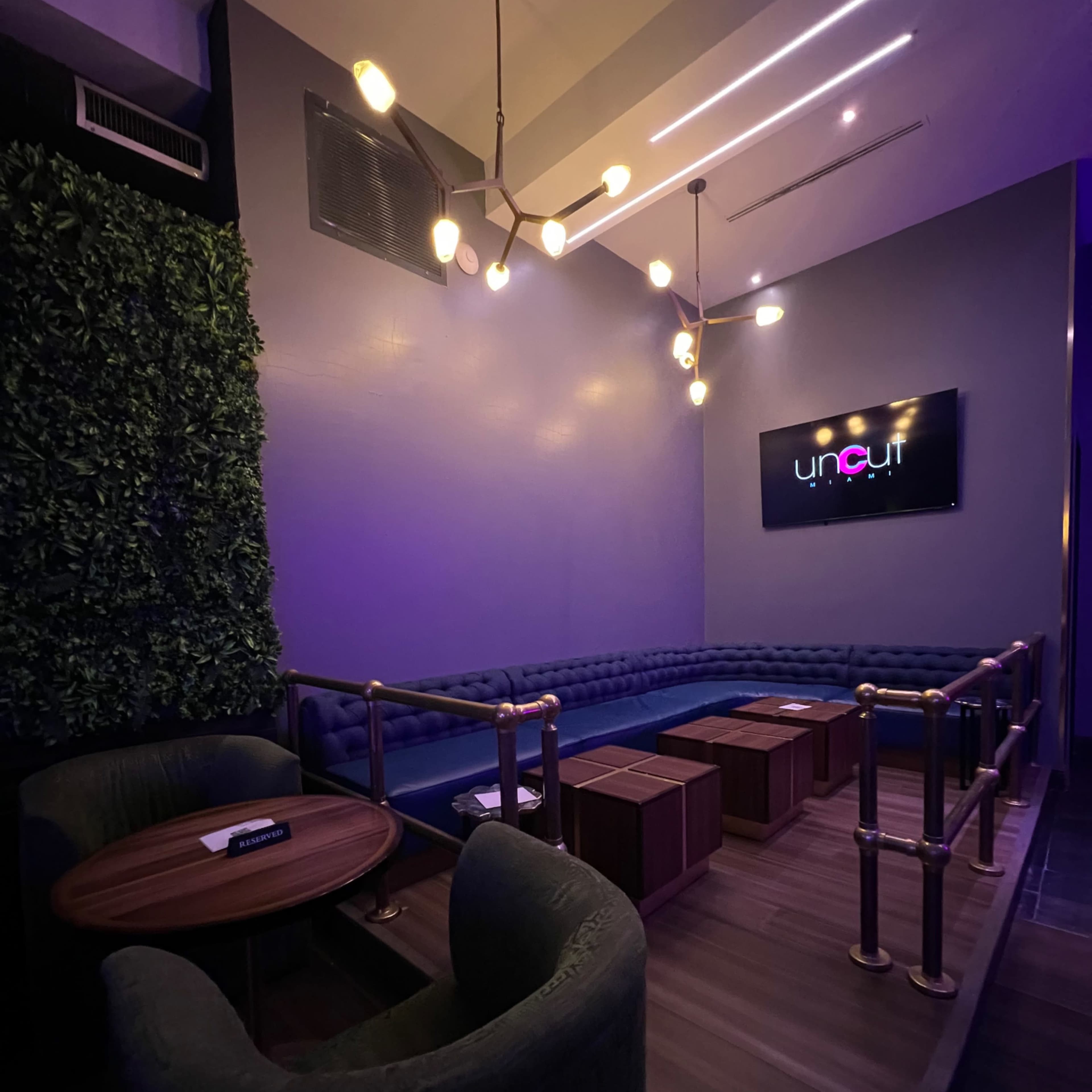 North Miami Beach Restaurant & Lounge Image in North Miami Beach, North Miami Beach, FL