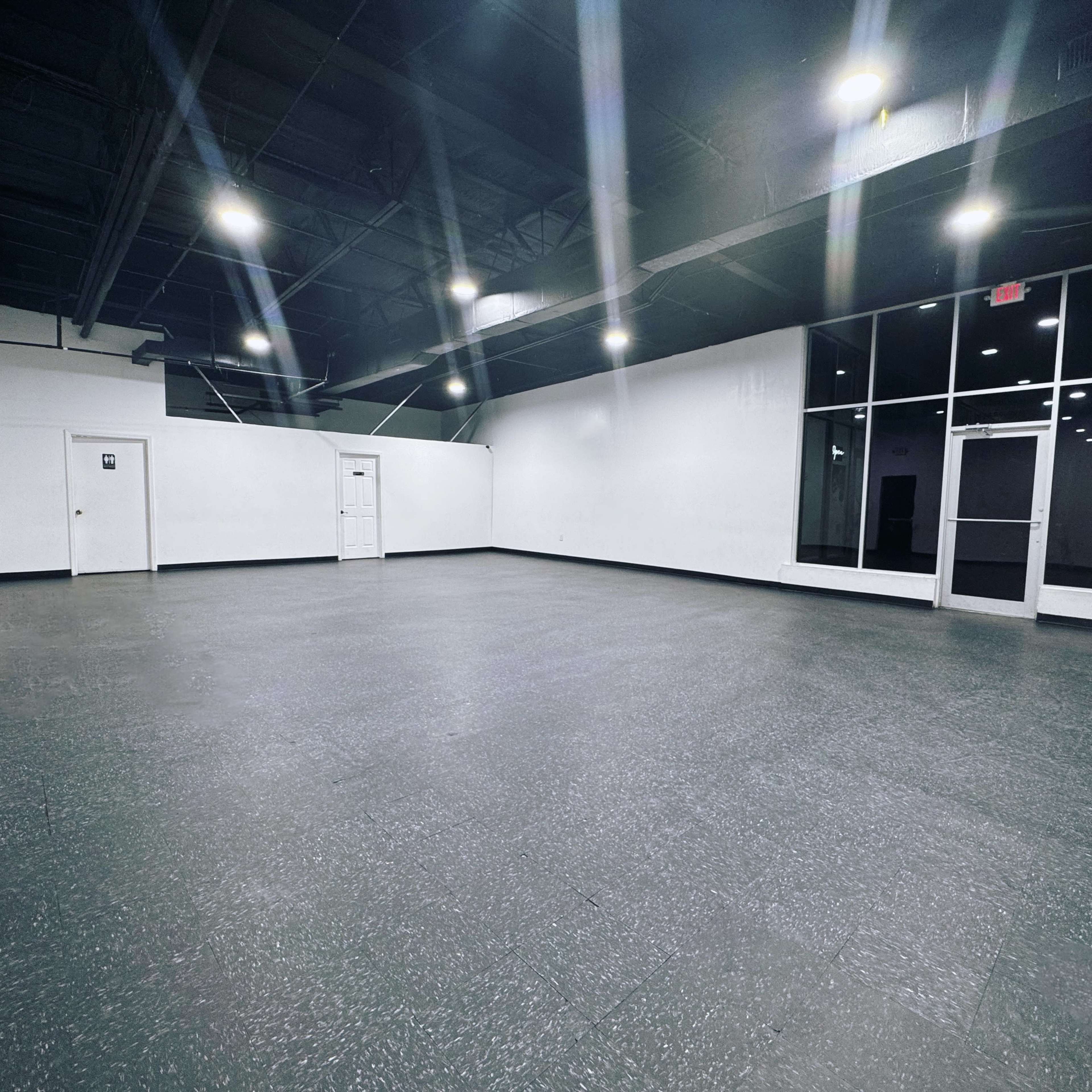 Blank Canvas Event Studio Image in MacGregor, Houston, TX