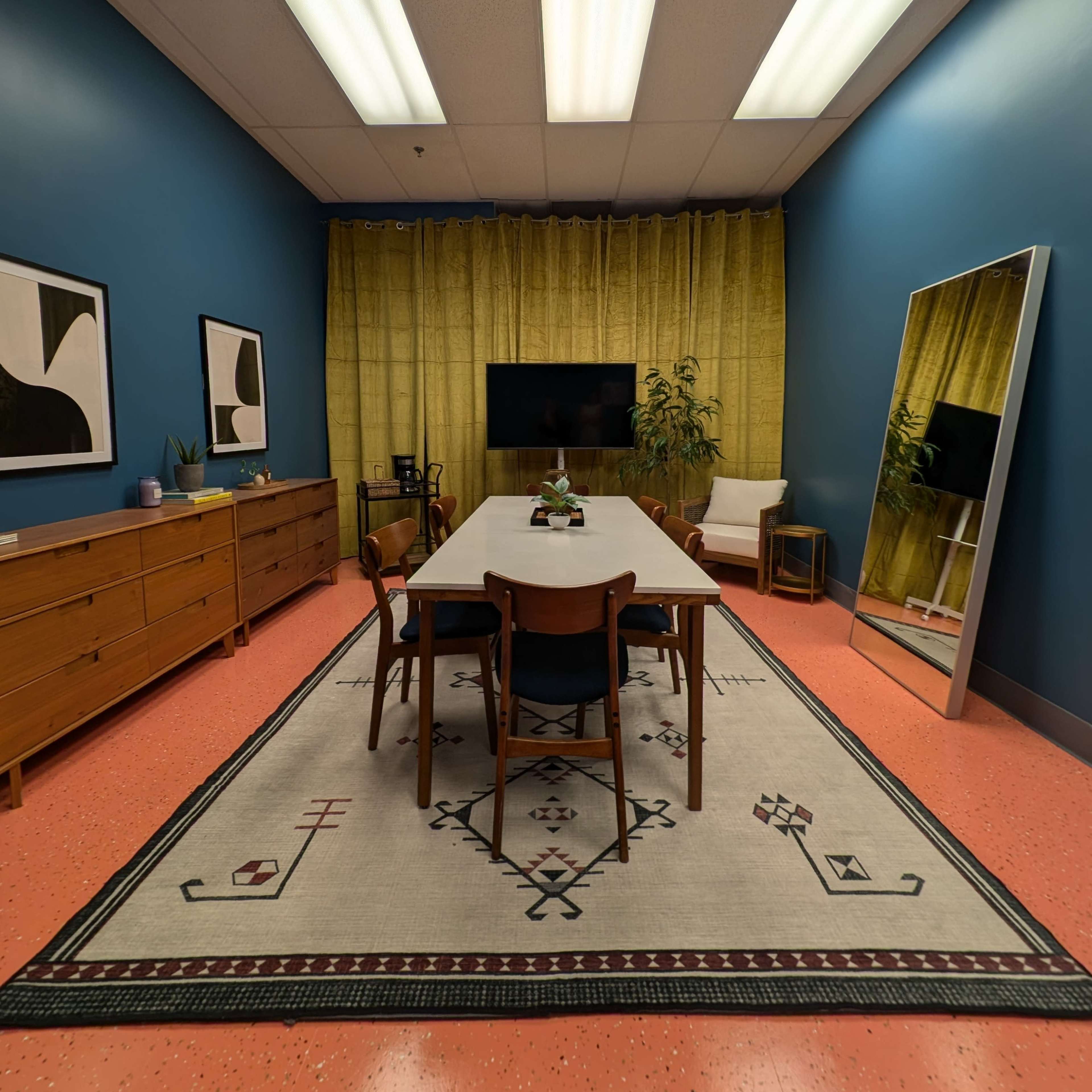 Large Designer Conference Room for 8 Perfect for Team Collaborations Image in North Redondo, Redondo Beach, CA