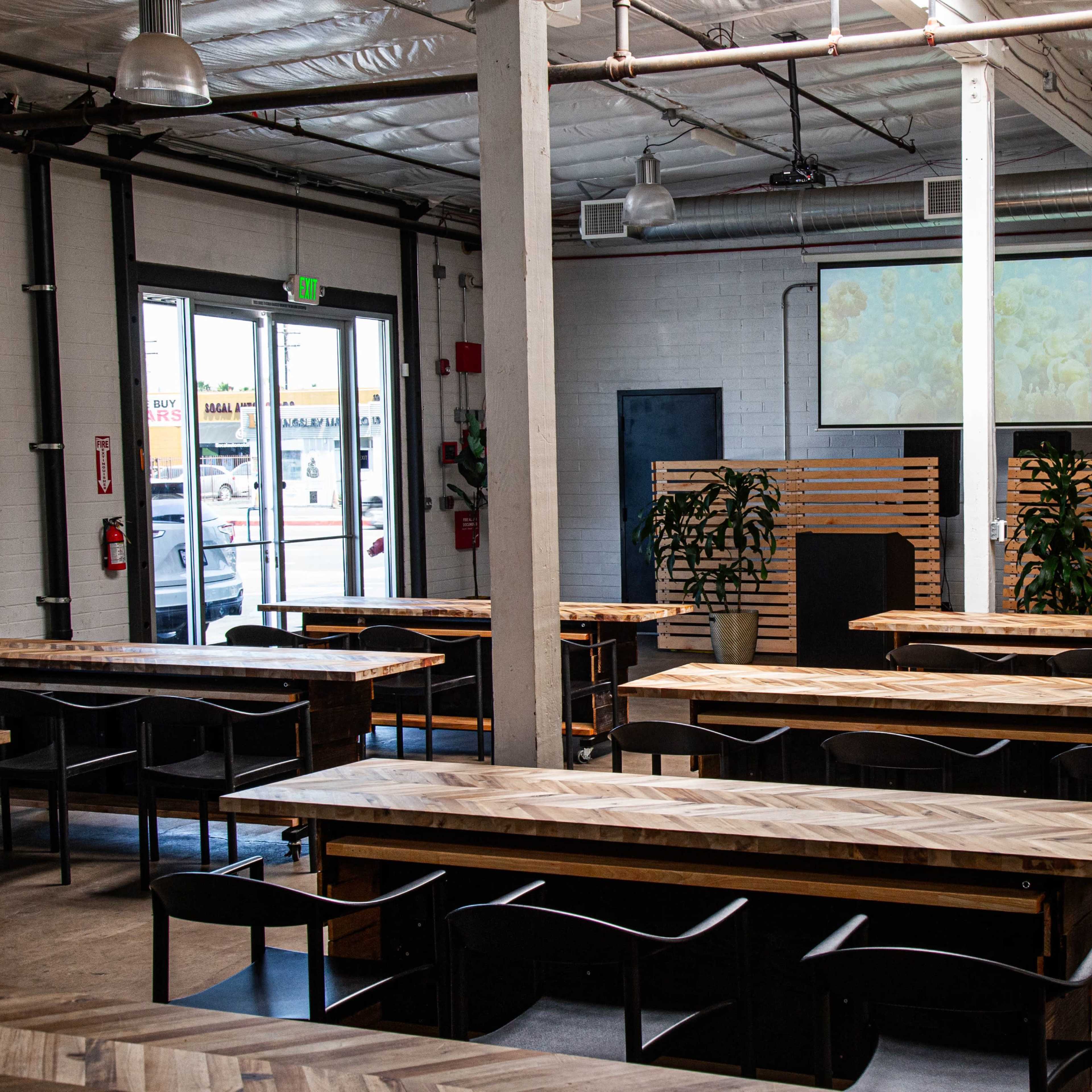 Industrial Indoor and Outdoor Flexible Open Event Space Image in Westside Costa Mesa, Costa Mesa, CA