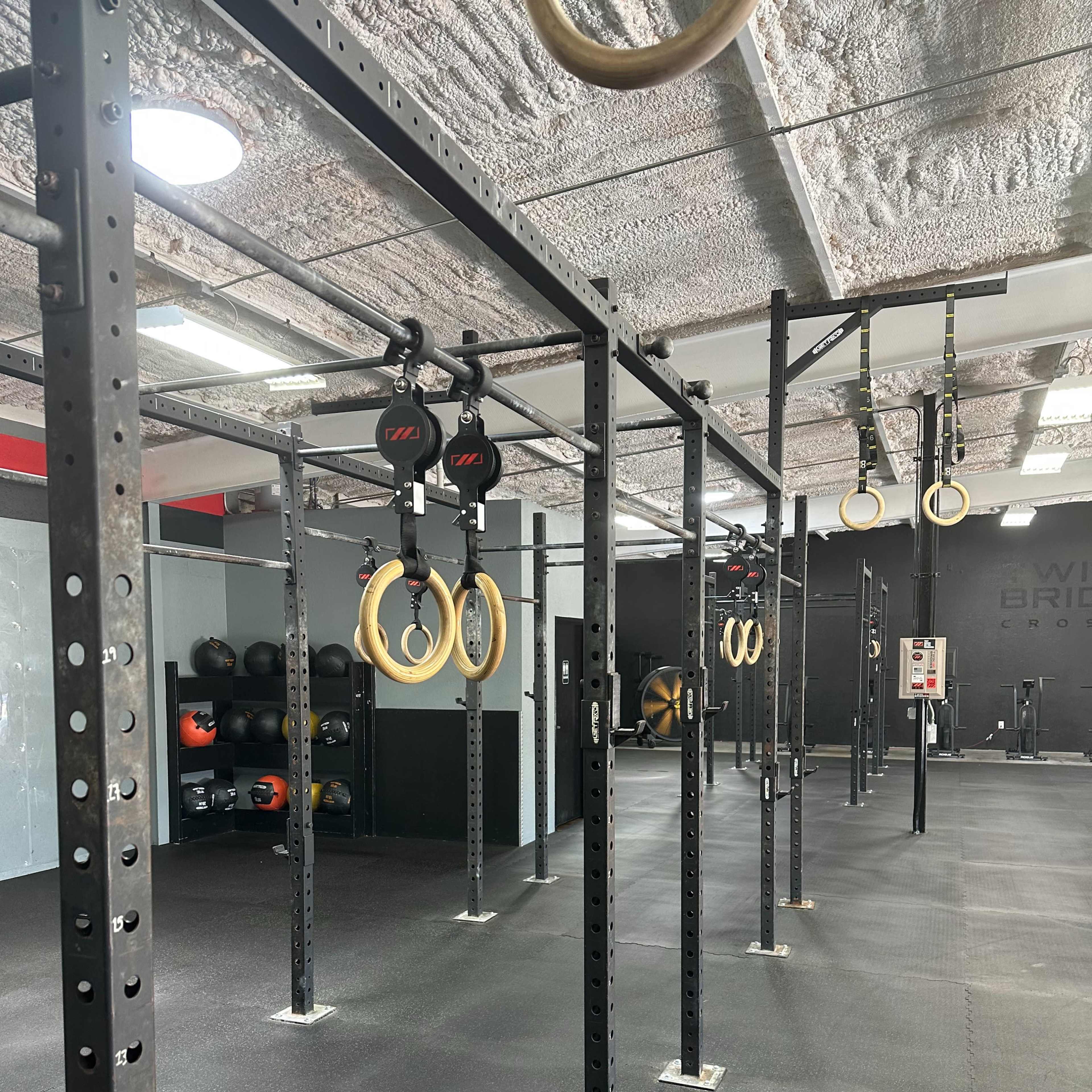 Spacious 4000 sq ft CrossFit Gym with Excellent Lighting & Parking Image in , Woodway, TX