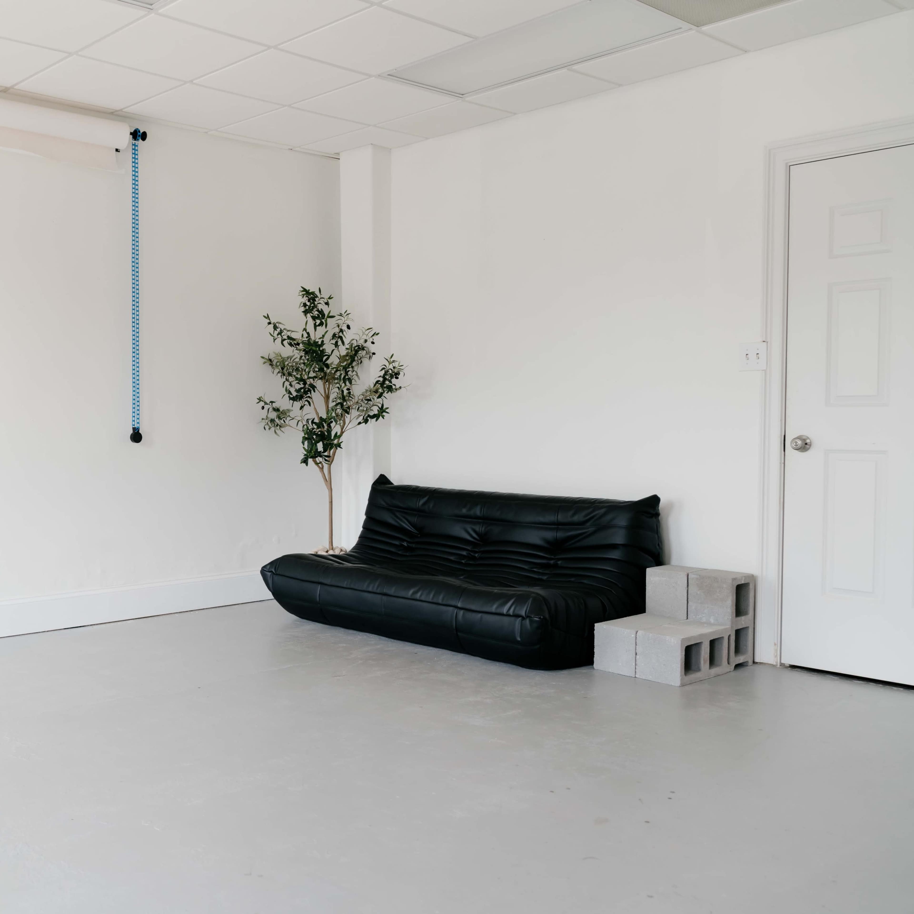 Natural light Studio Downtown Image in Lockwood, Charlotte, NC