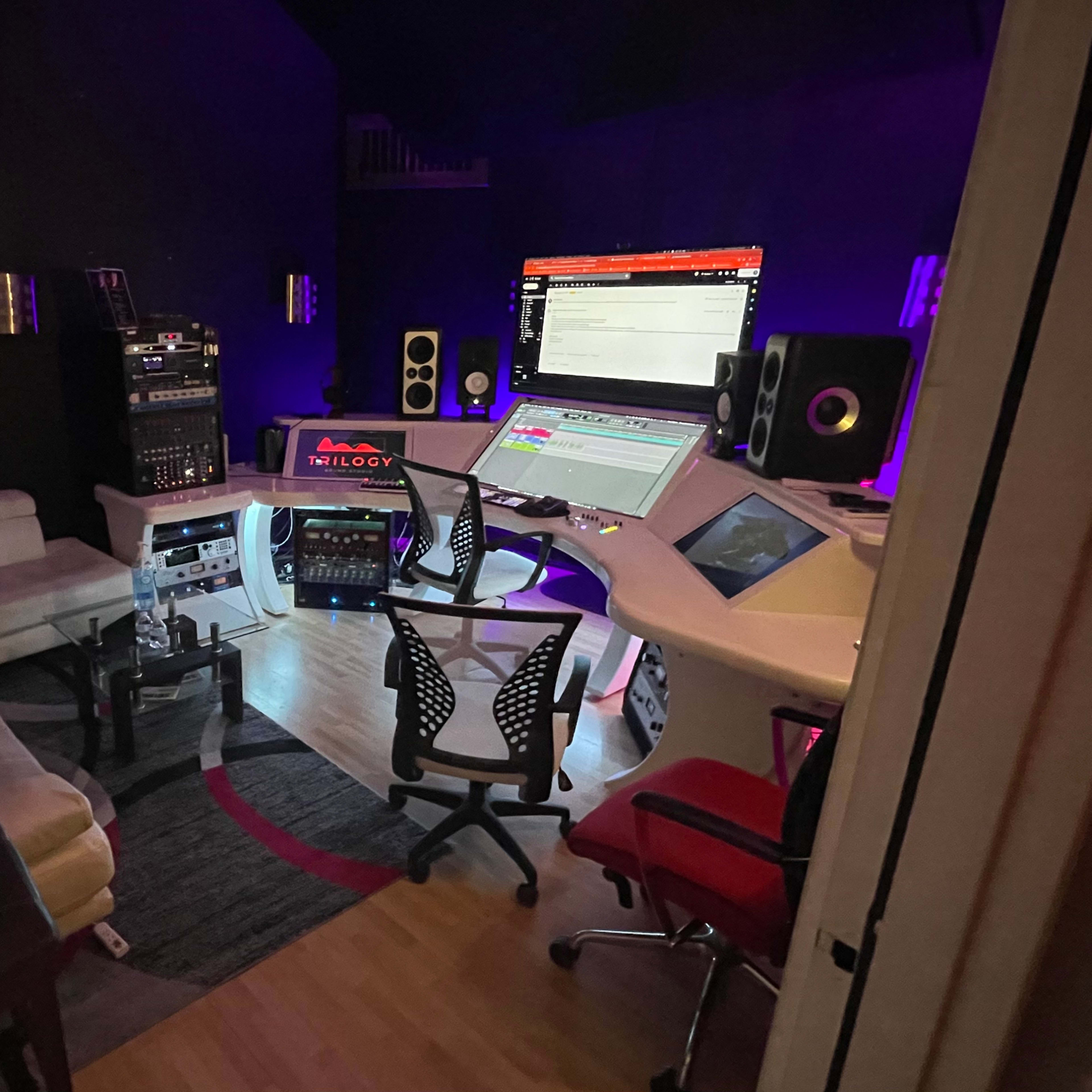 Music Recording in the Starship Image in Burke, Burke, VA