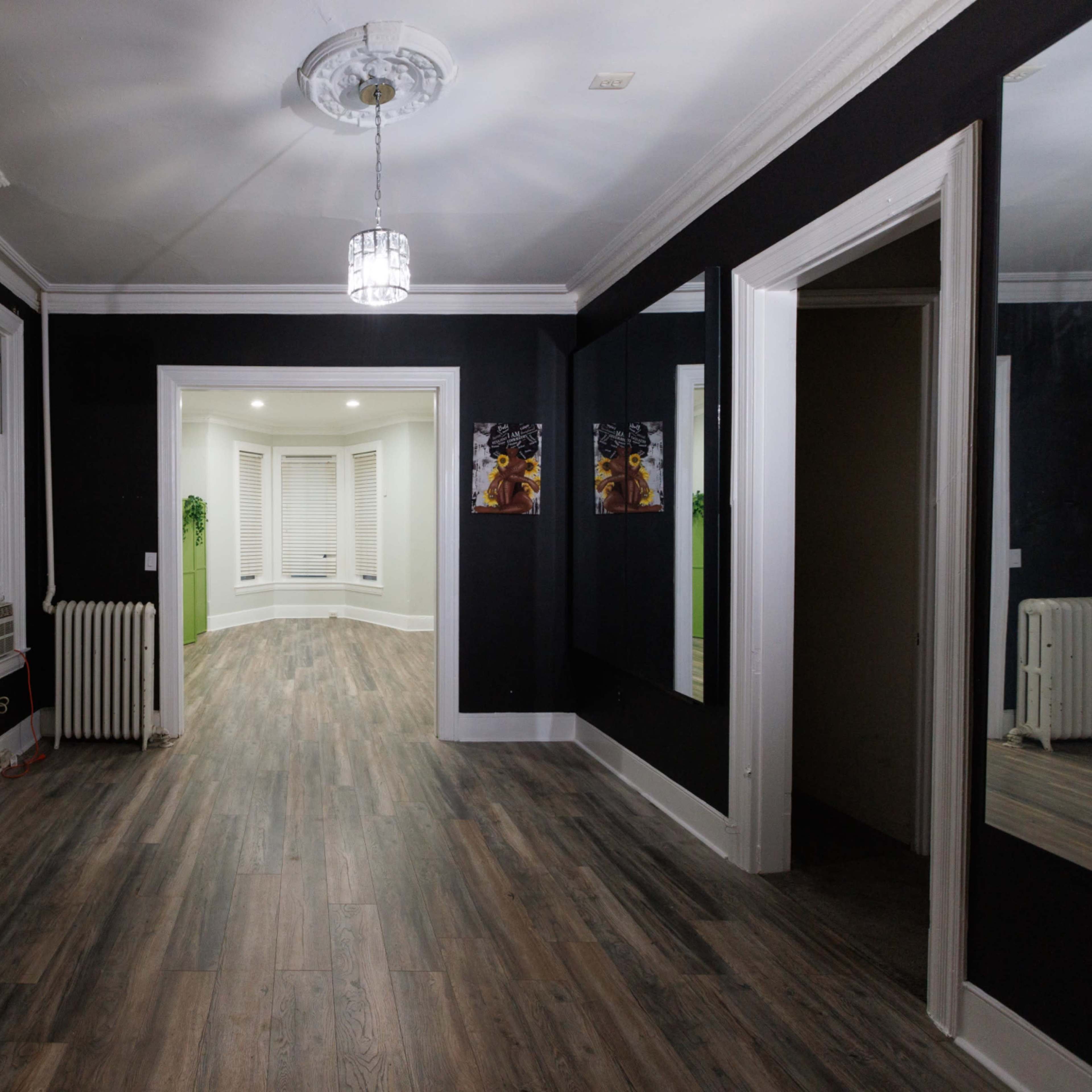 U Street/Cardoza Studio Image in Cardozo, Washington, DC