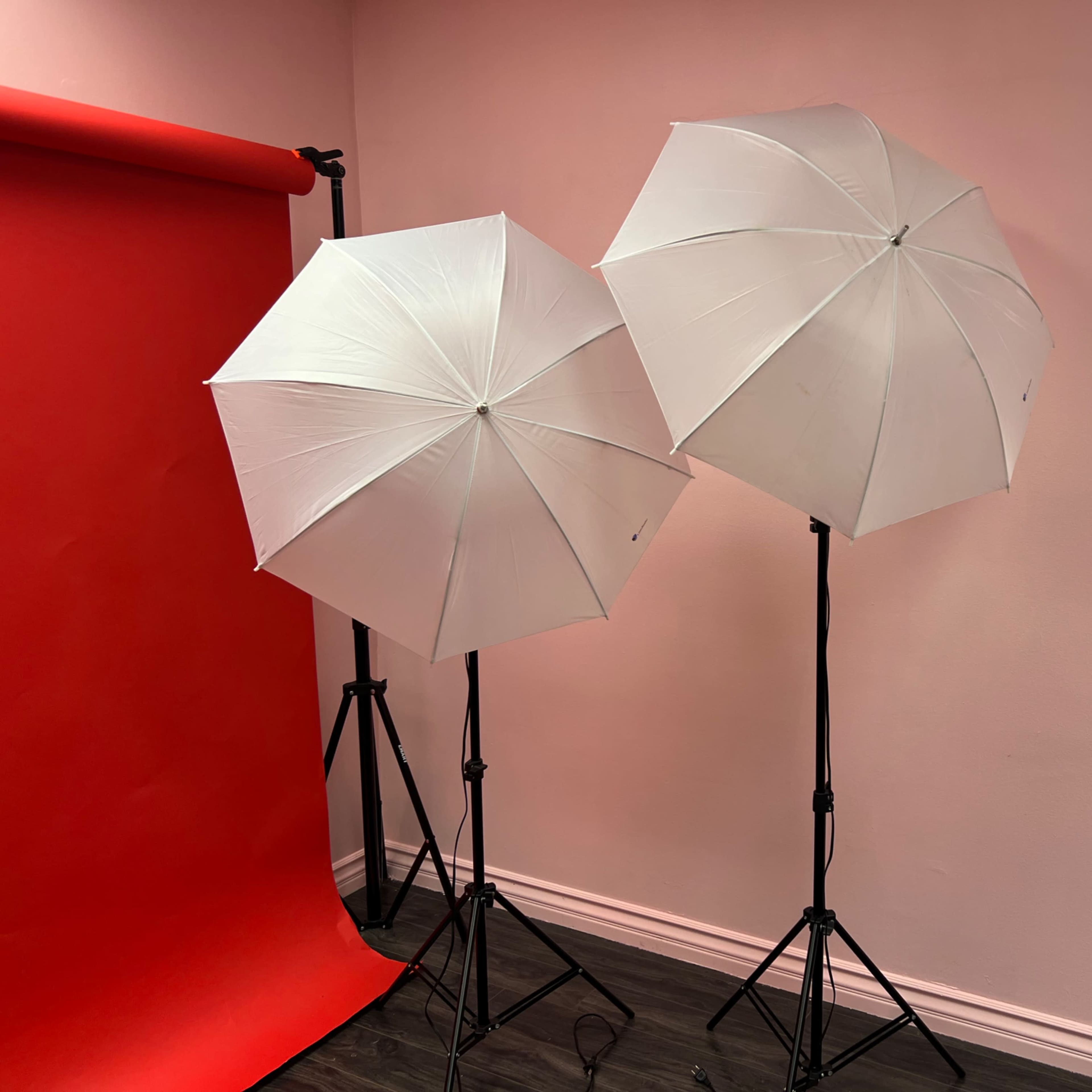 Fully Equipped Photo Studio - Encino Image in Encino, Los Angeles, CA