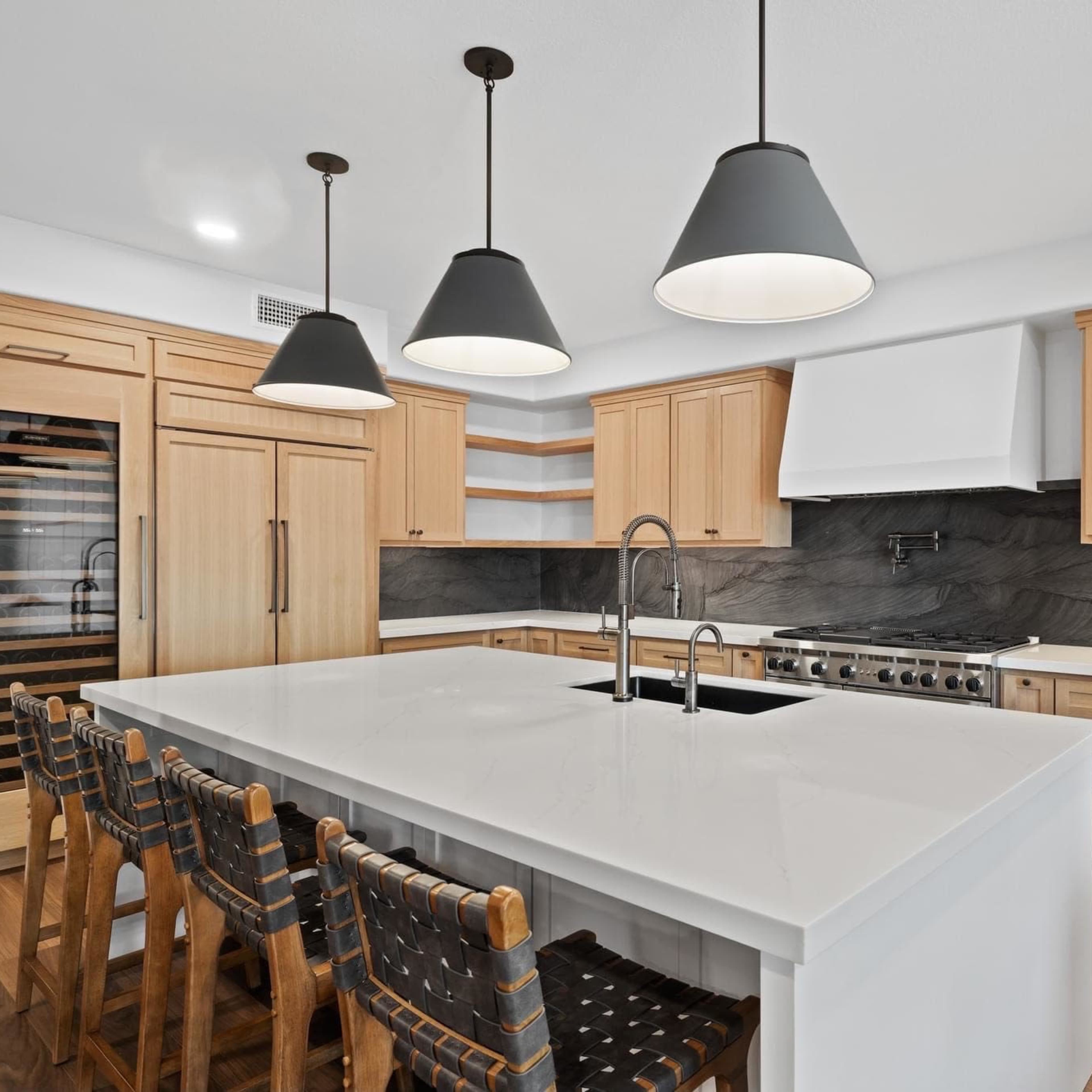 Modern and cozy newly renovated home with large open kitchen Image in Mission Viejo, Mission Viejo, CA