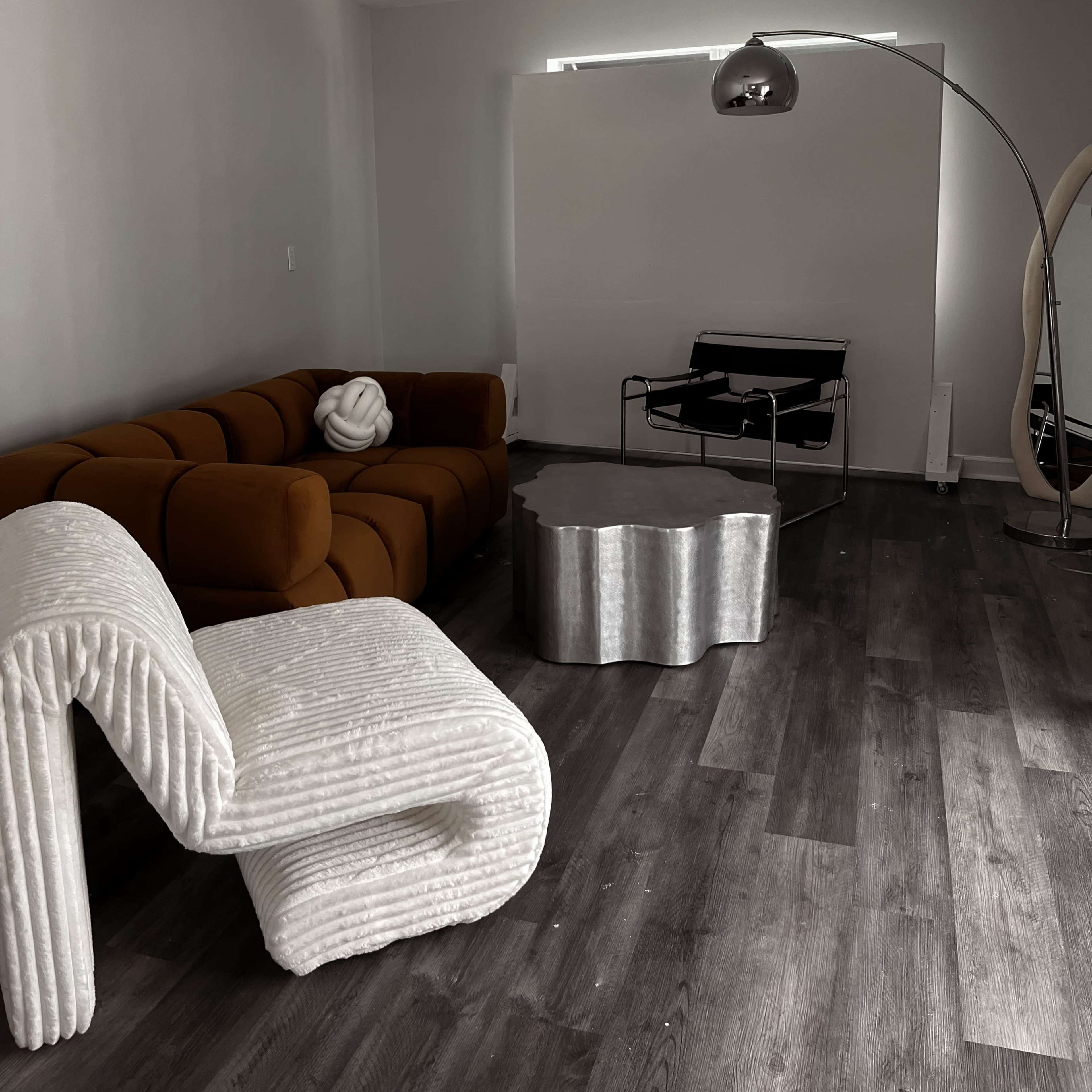 Photo Studio Natural Light in Second Floor Fort Lauderdale Image in East Fort Lauderdale, Fort Lauderdale, FL