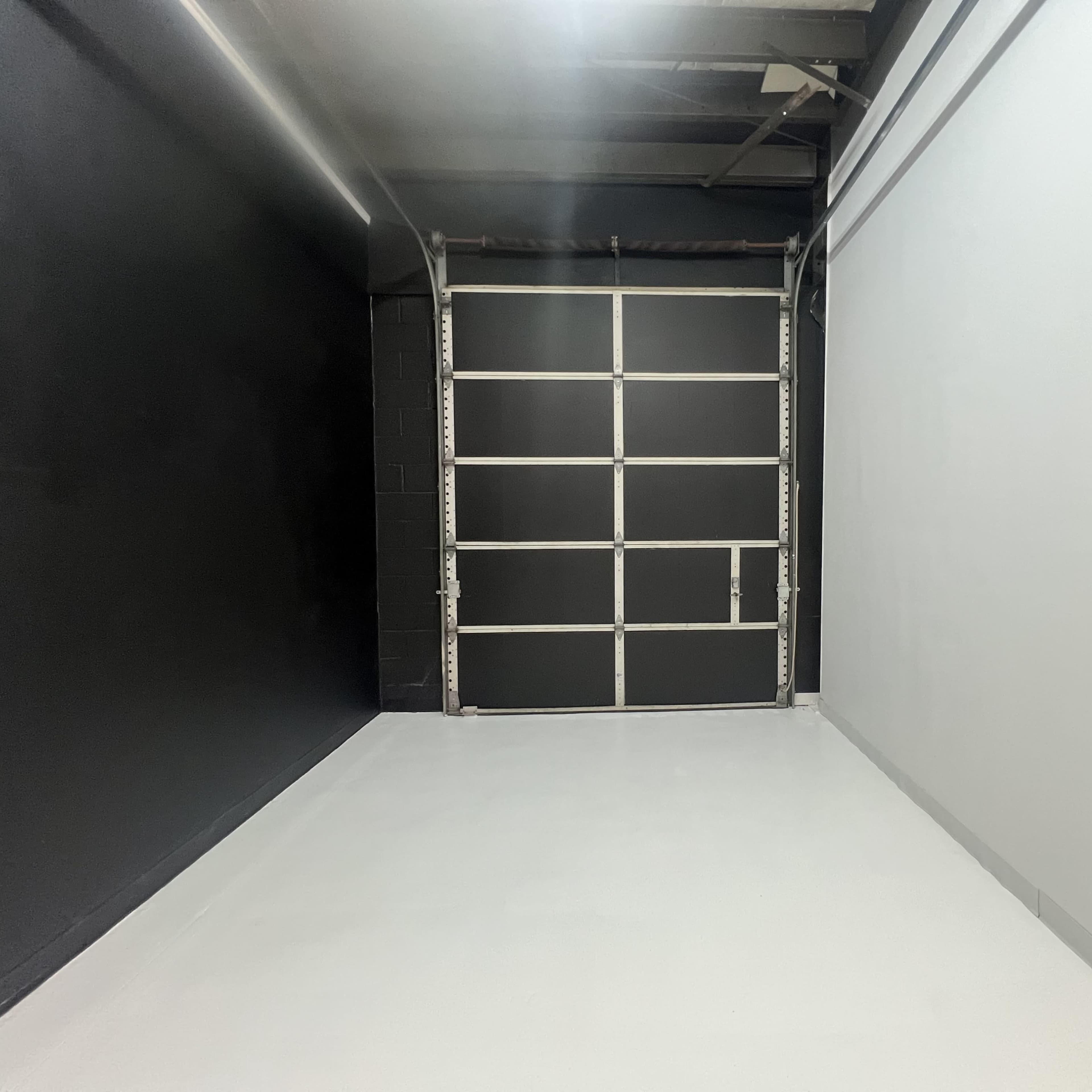 Photo/ Video Studio With big White Wall & Black Wall Image in , Atlanta, GA