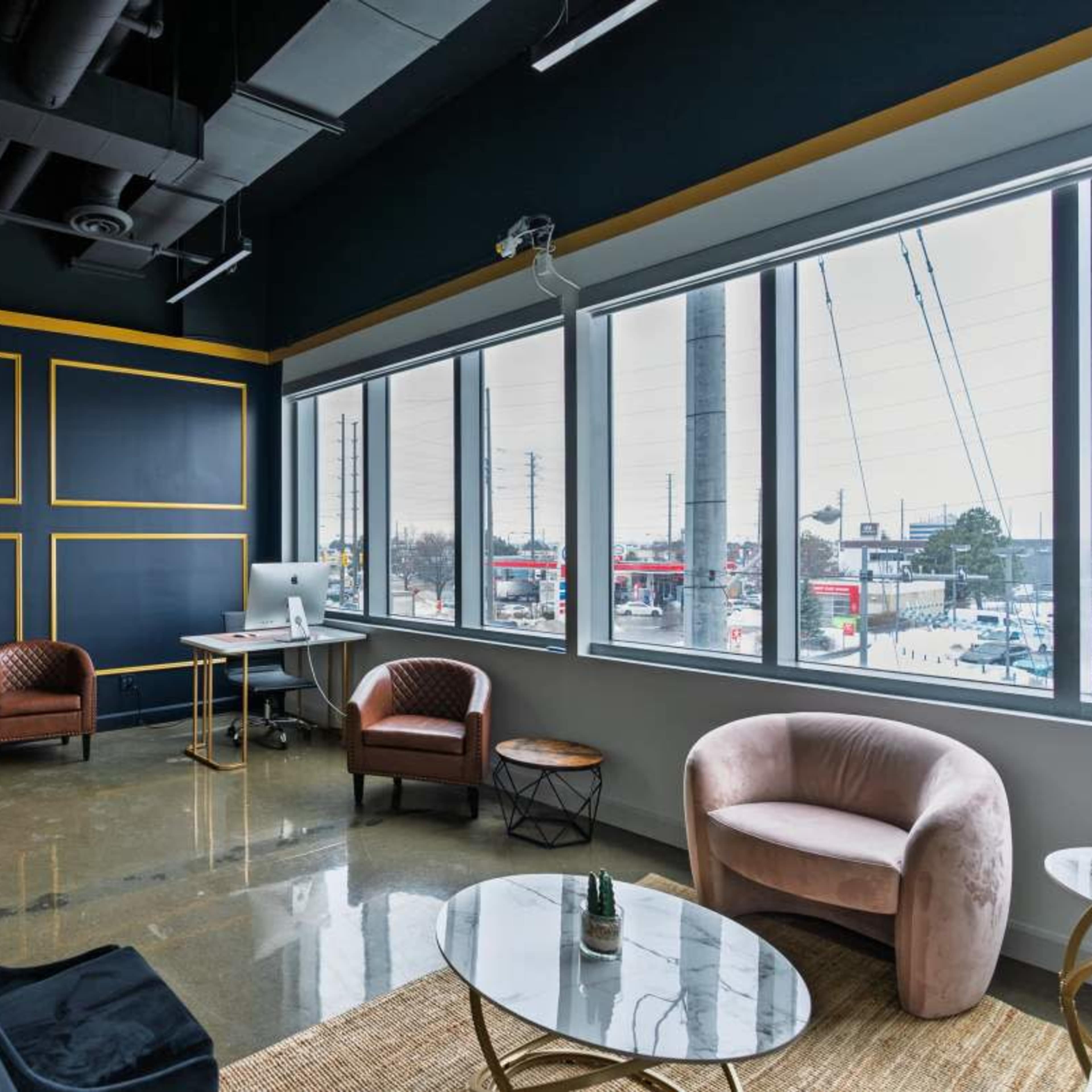 High-End Office Located In The Heart Of Woodbridge Image in Woodbridge, Vaughan, ON