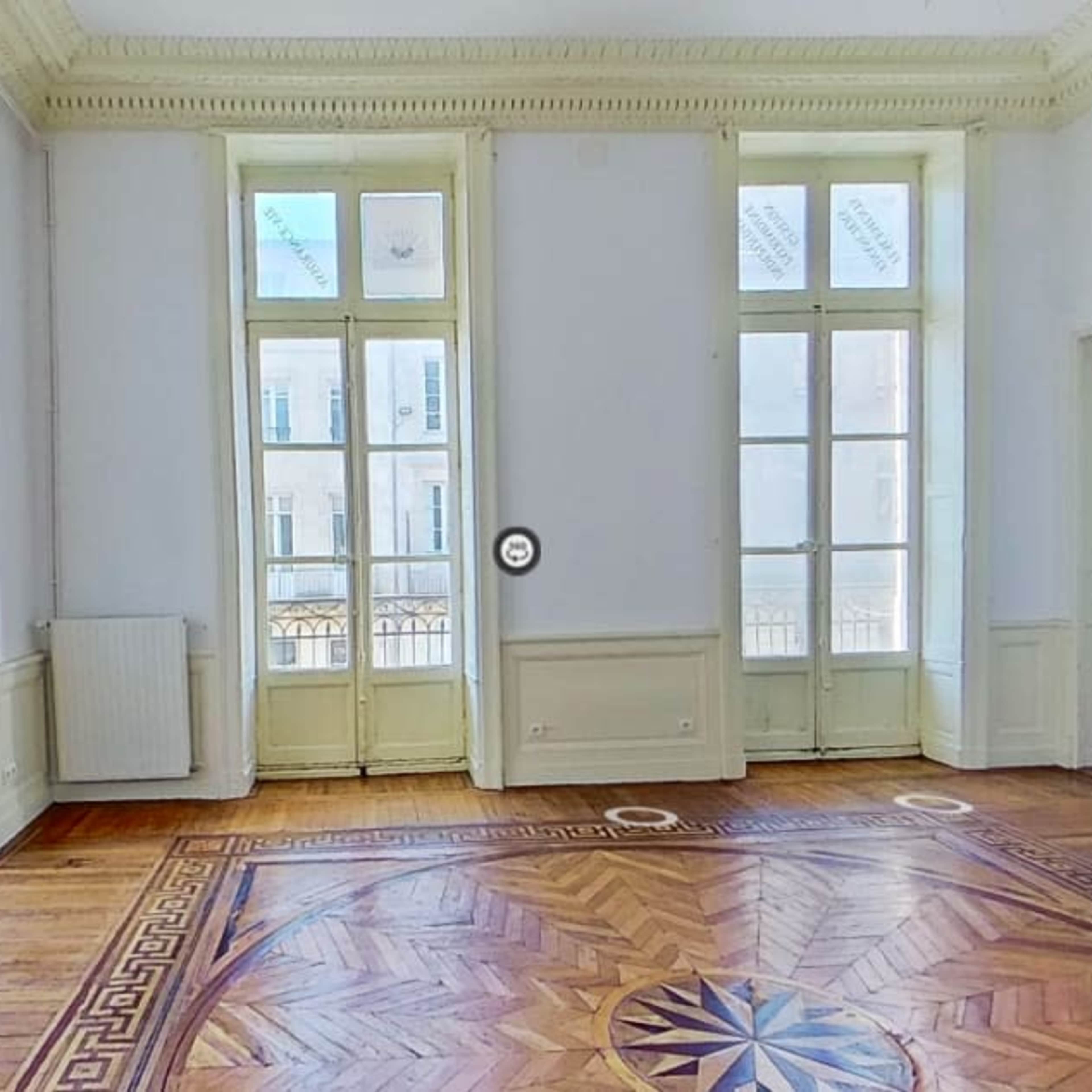 Appartement en centre-ville avec vue sur la ville Image dans Bordeaux, Bordeaux, Nouvelle-Aquitaine