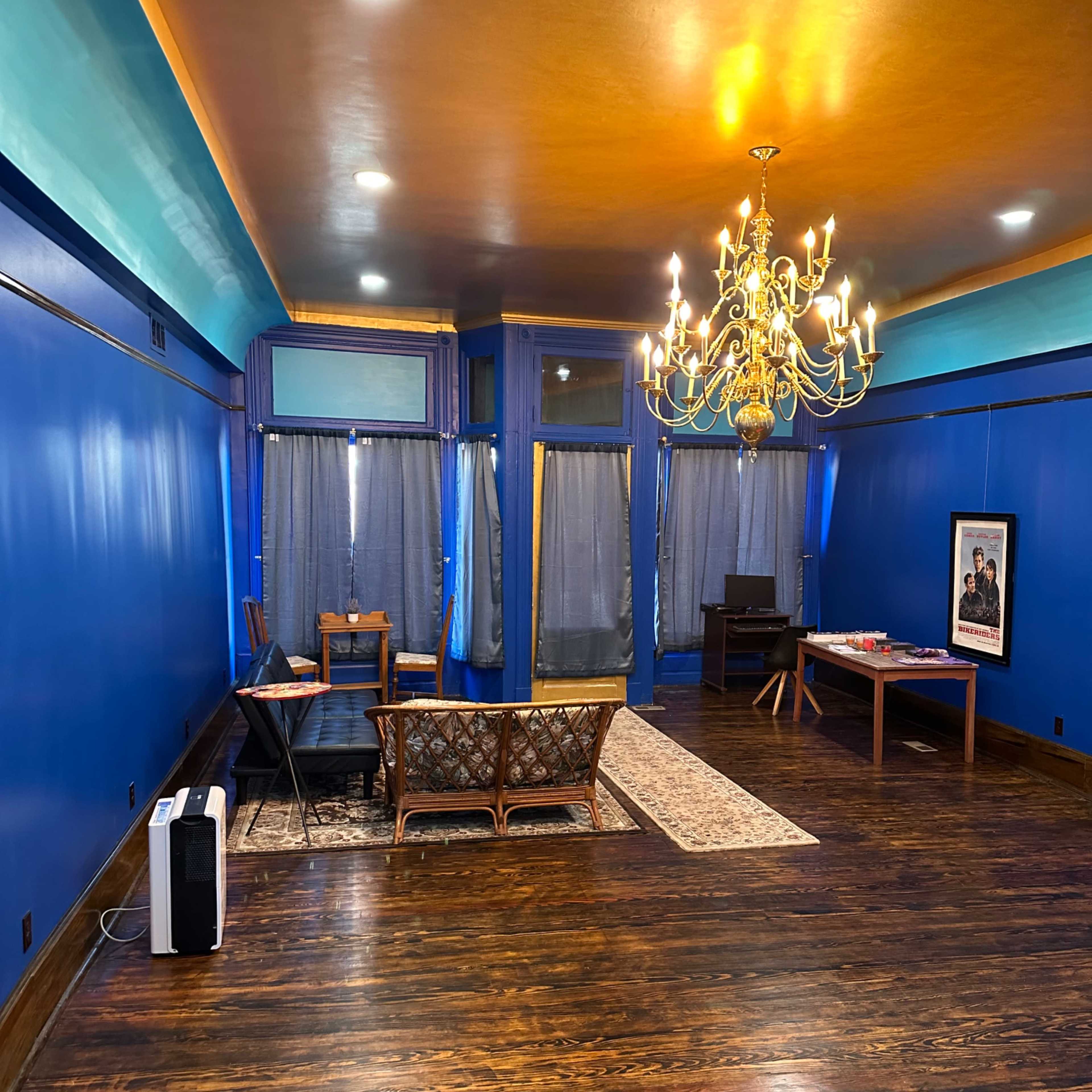 Storefront Office with view of the Village Square Image in Glendale, Glendale, OH